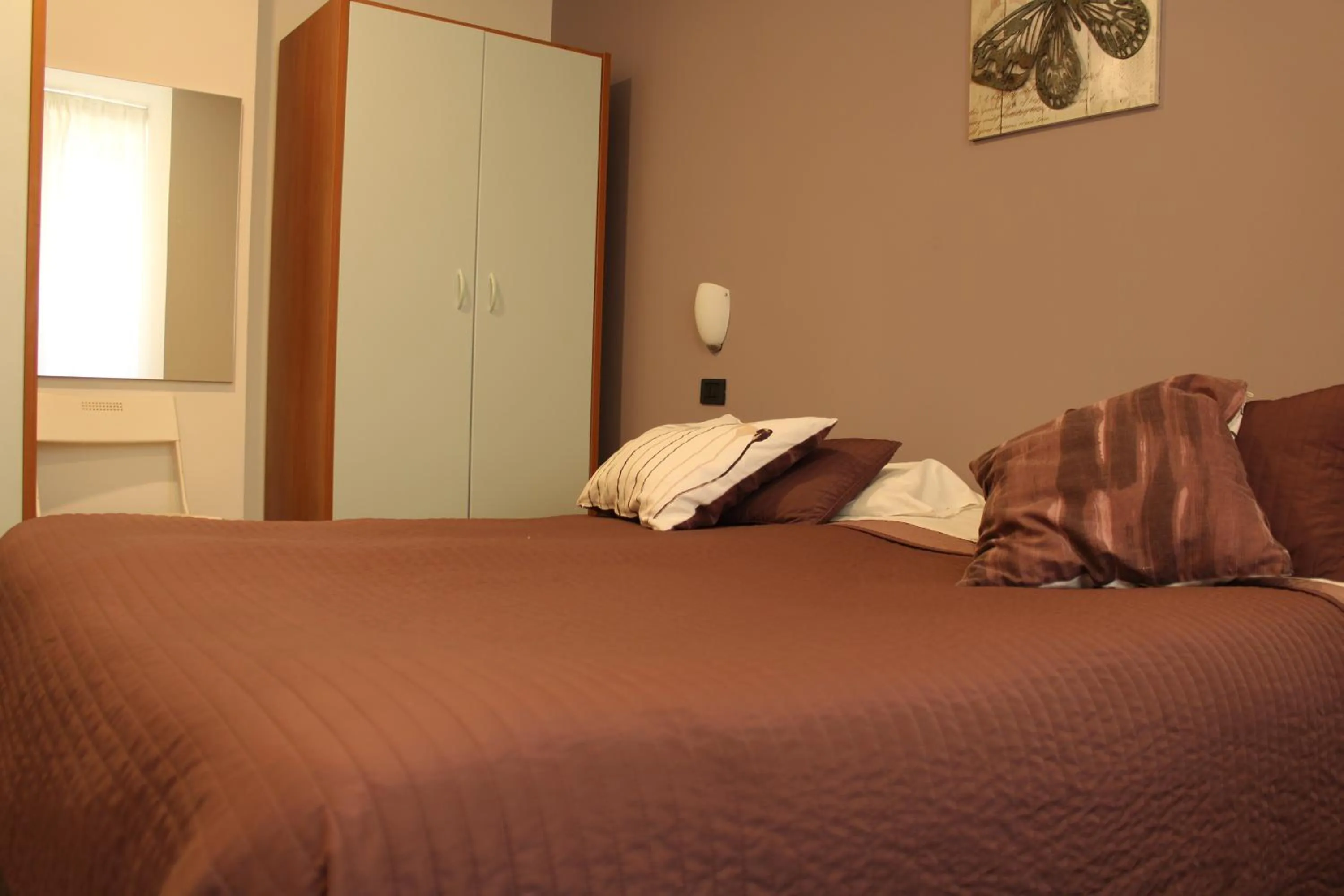 Bedroom, Bed in Residence Royal House