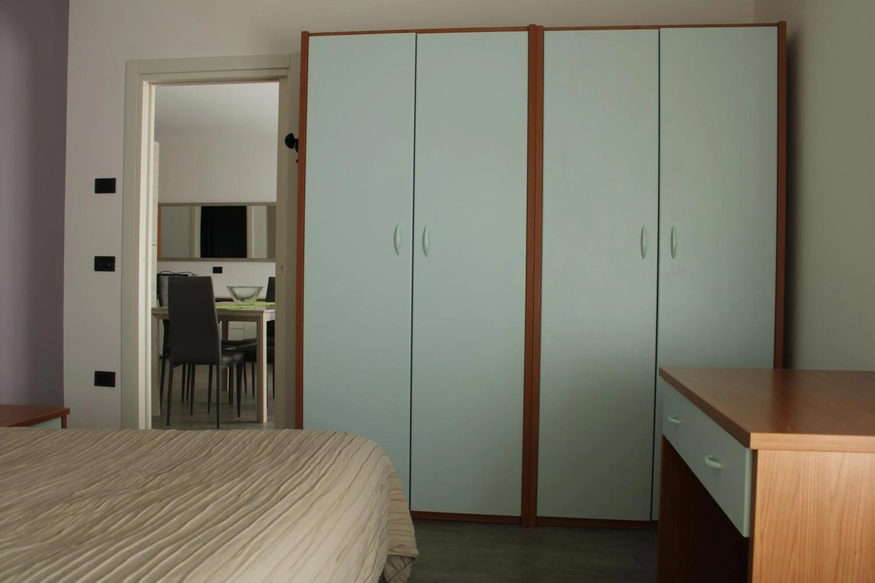 Photo of the whole room, Bed in Residence Royal House