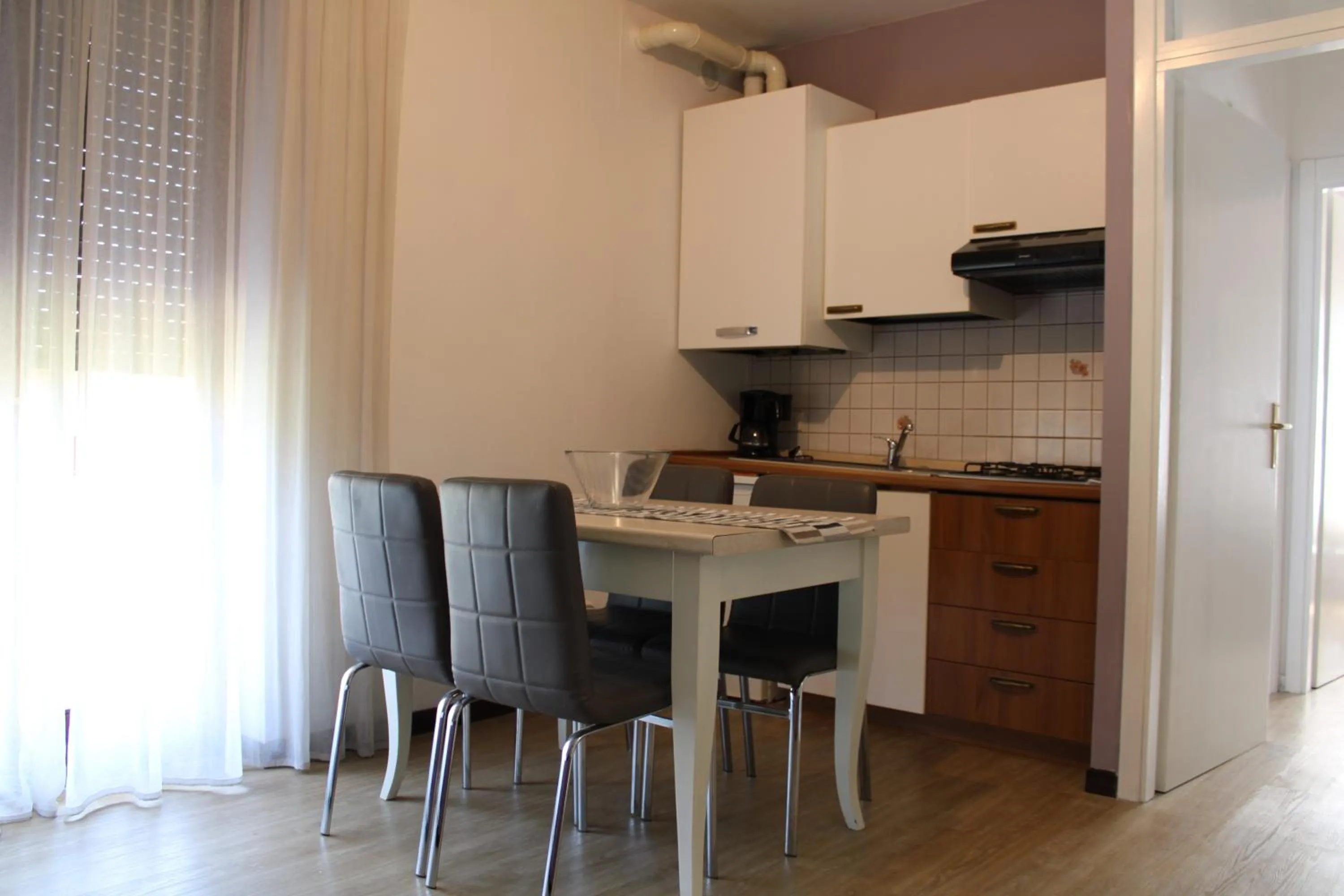 Kitchen or kitchenette in Residence Royal House