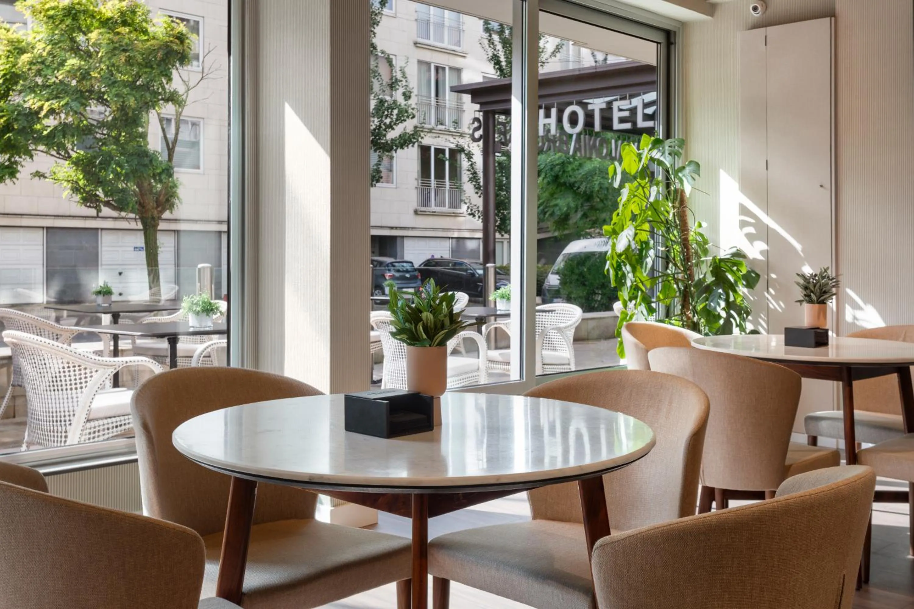 Restaurant/places to eat in Catalonia Brussels