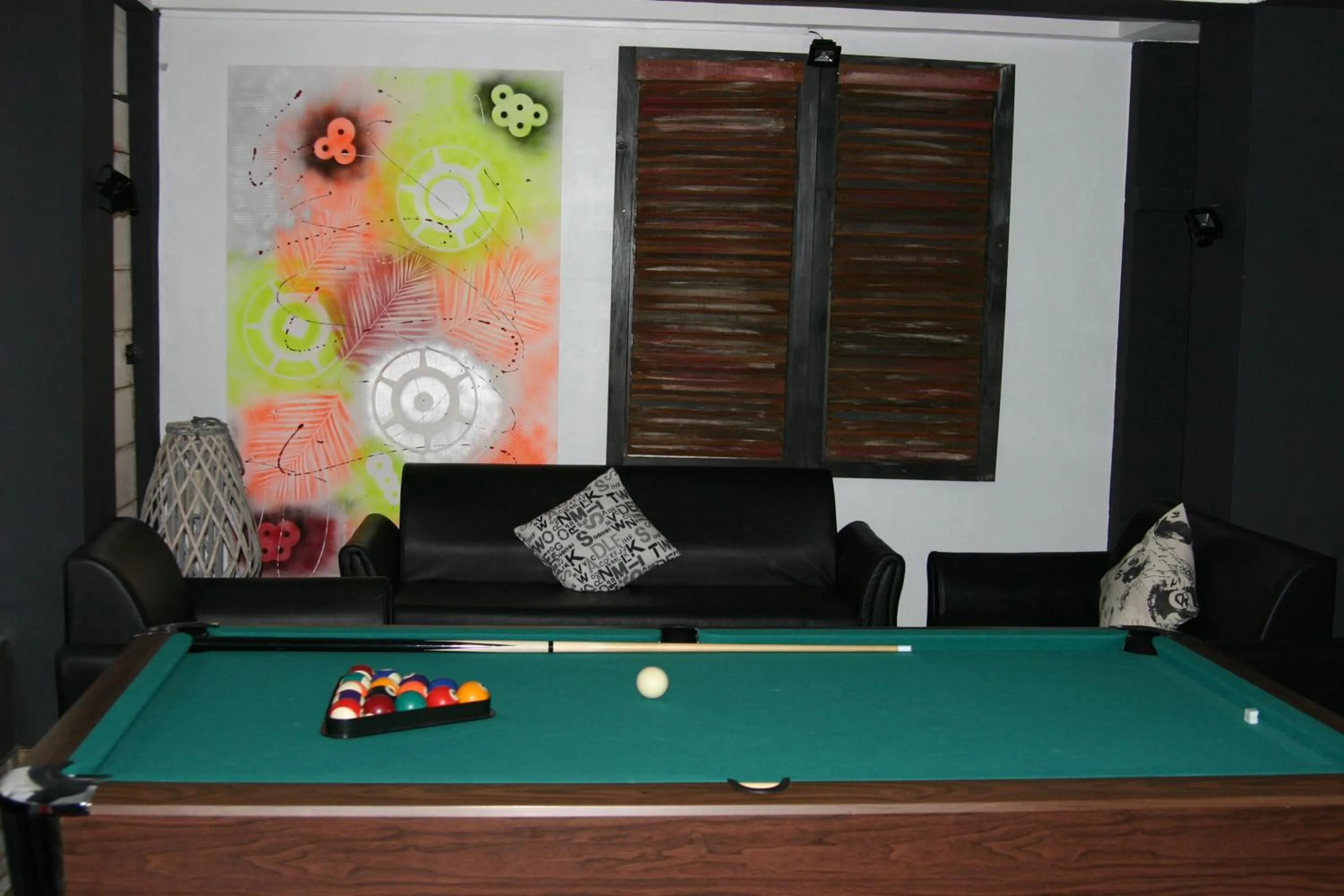 Billiard in Le Pôle