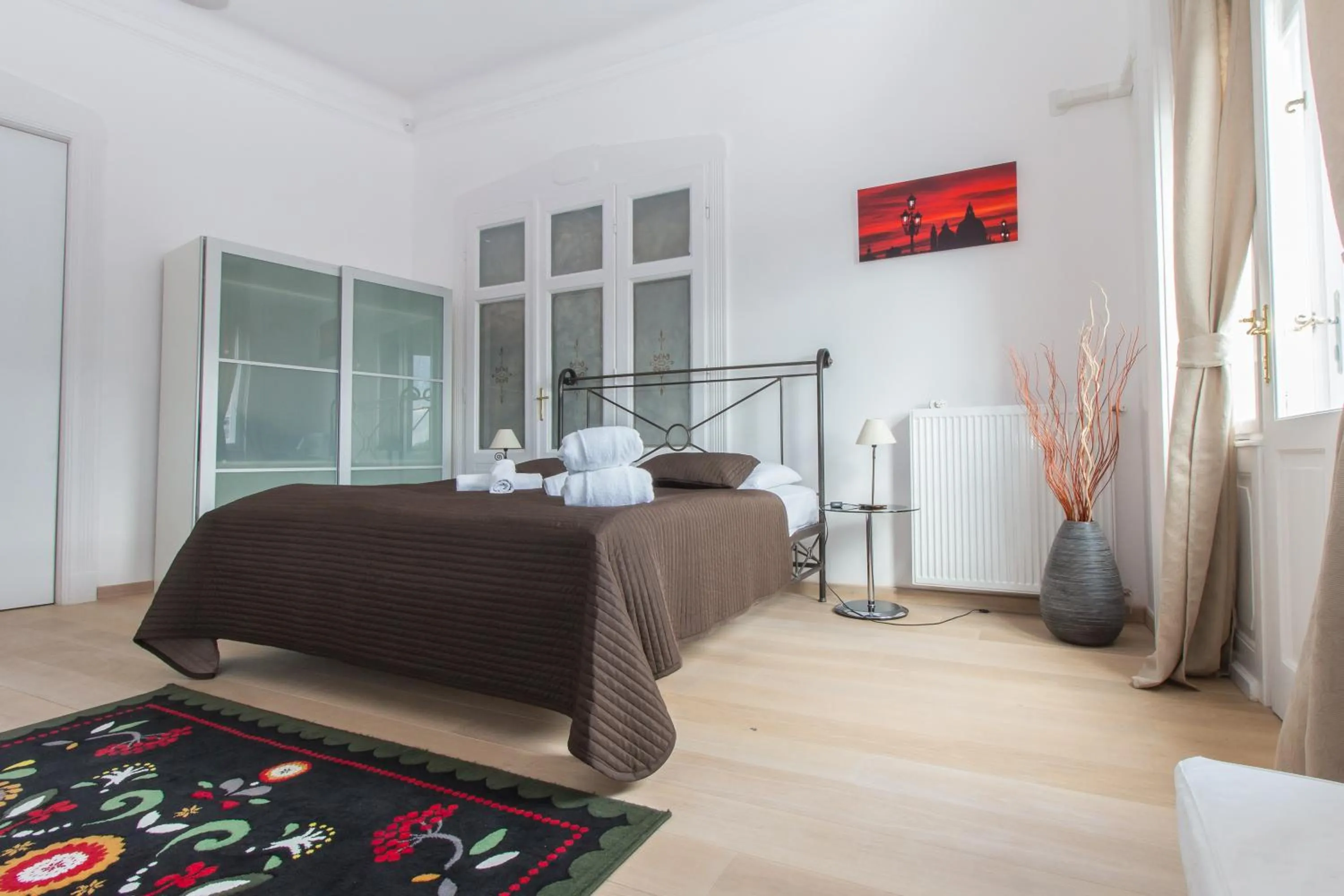 Decorative detail, Bed in Butterfly Home Danube