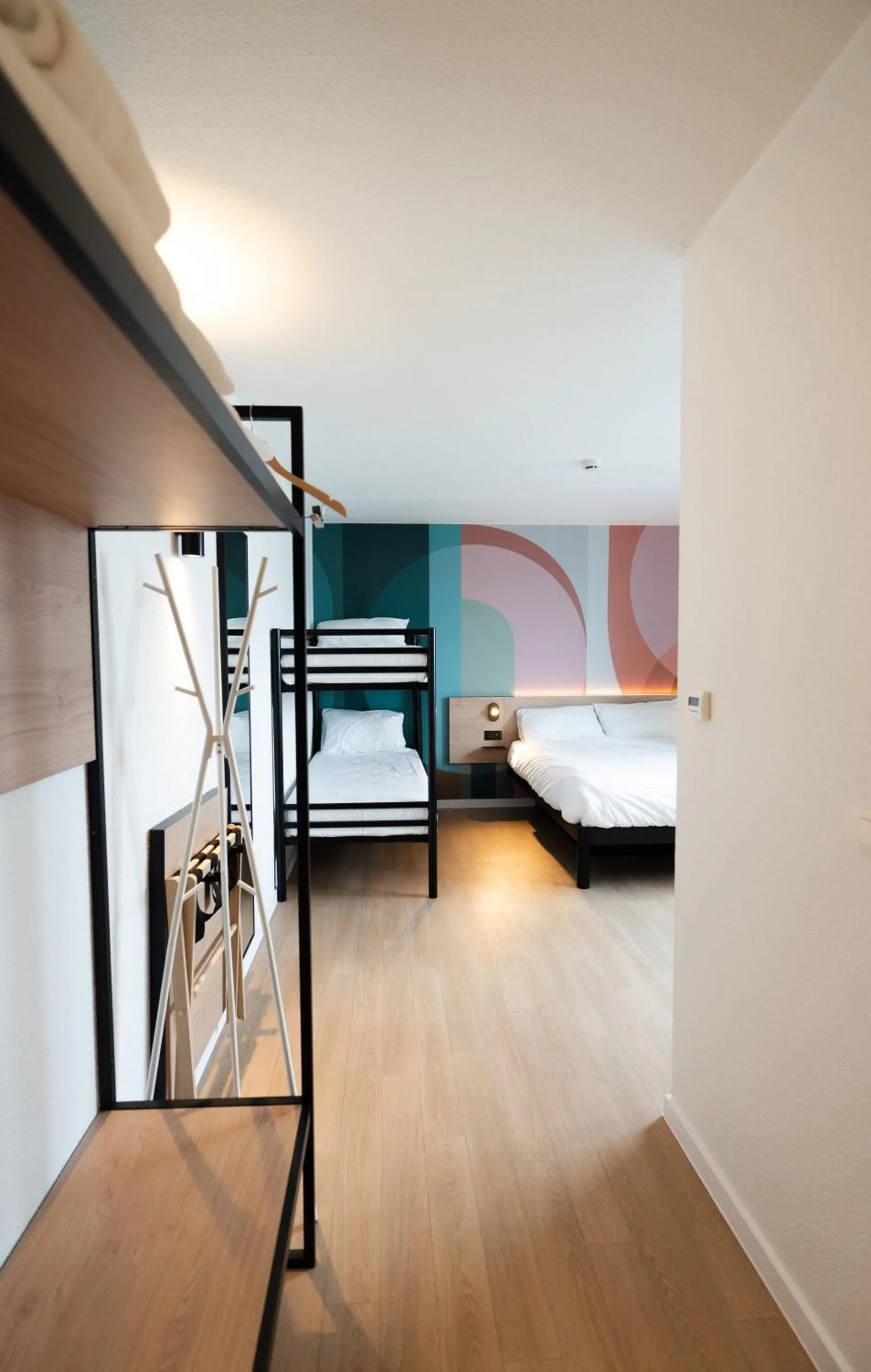 Bed in B&B HOTEL Mons Gare