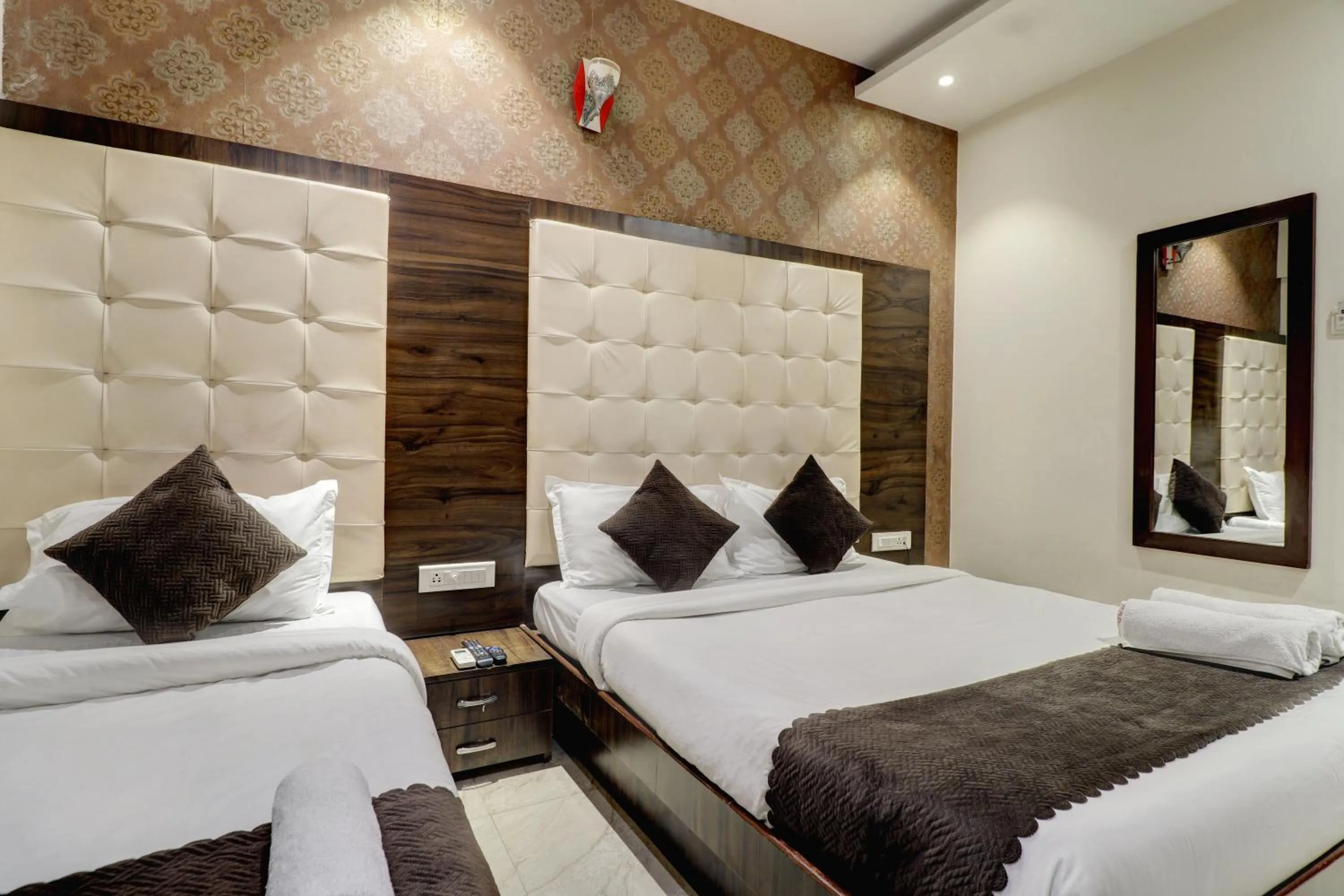 Bedroom, Bed in Hotel A. K. International - Fort