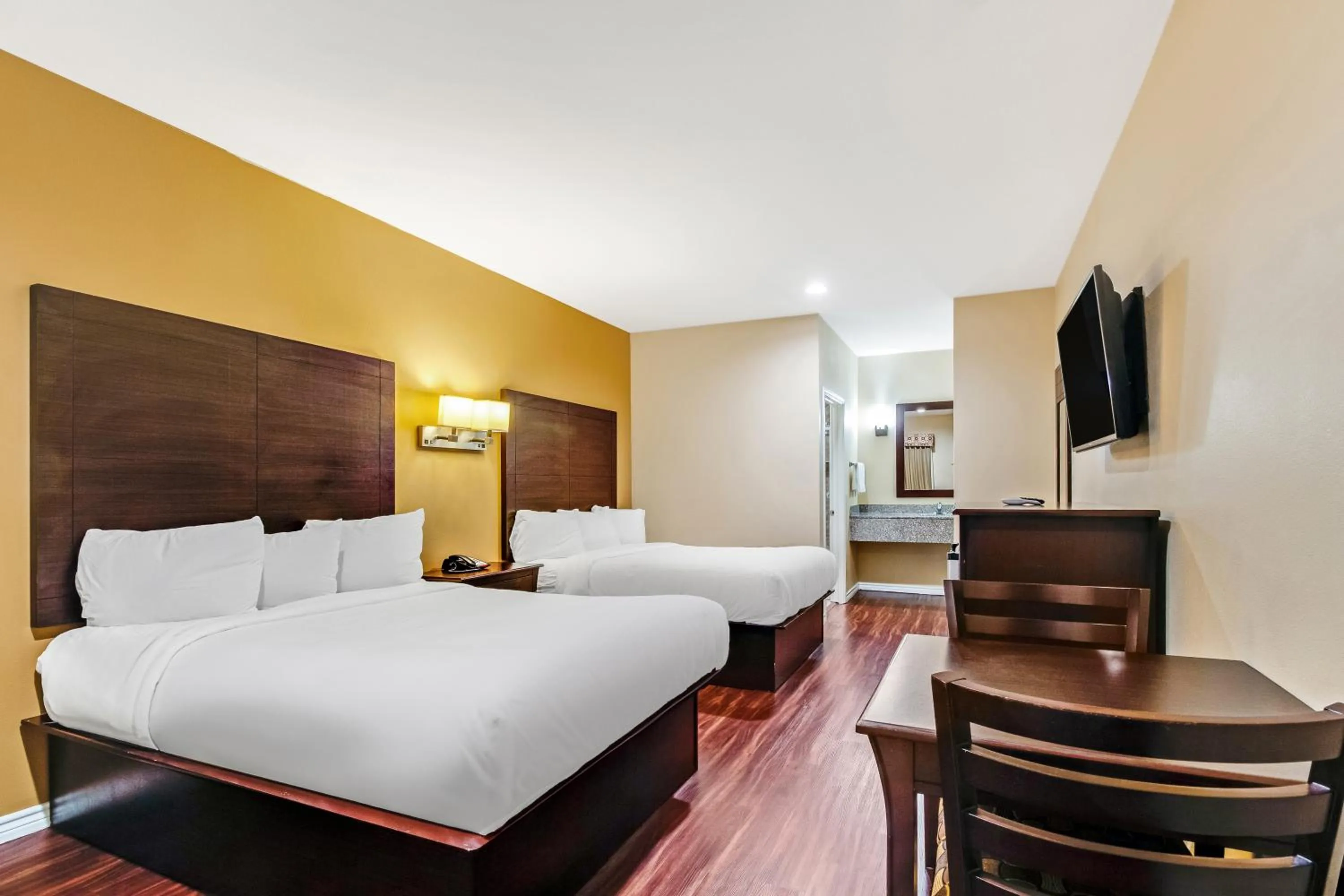 Bed in Americas Best Value Inn - FM 529