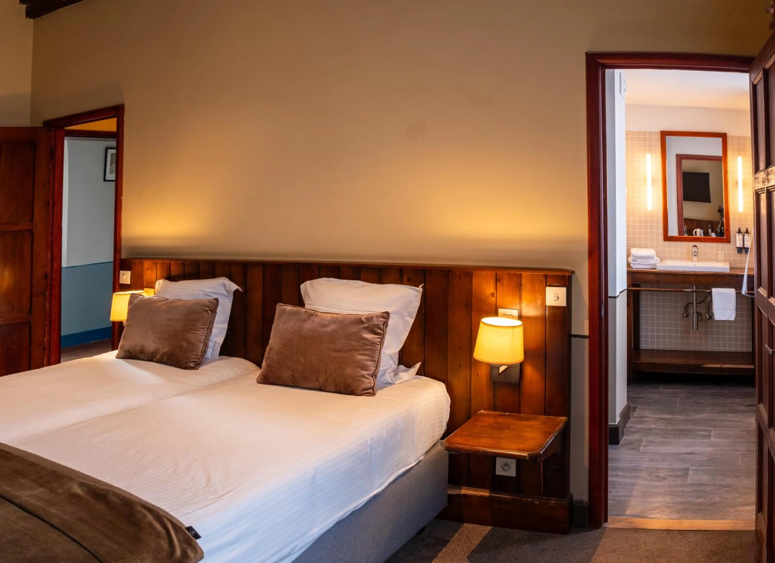 Bed in Hotel Monasterium PoortAckere Ghent