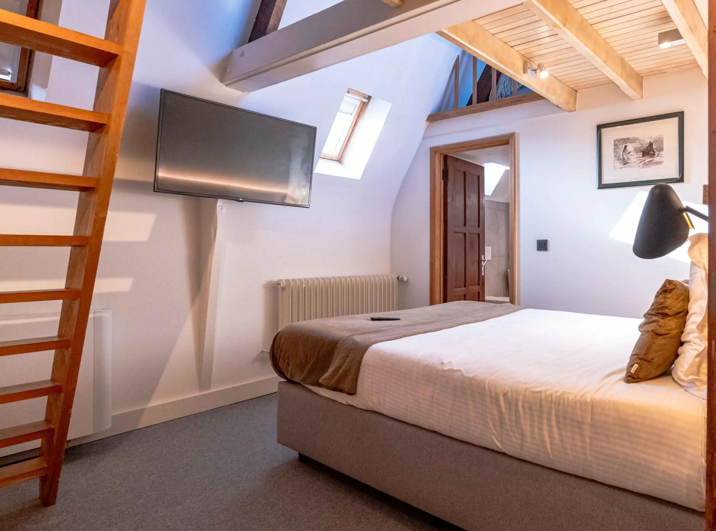 Bed in Hotel Monasterium PoortAckere Ghent