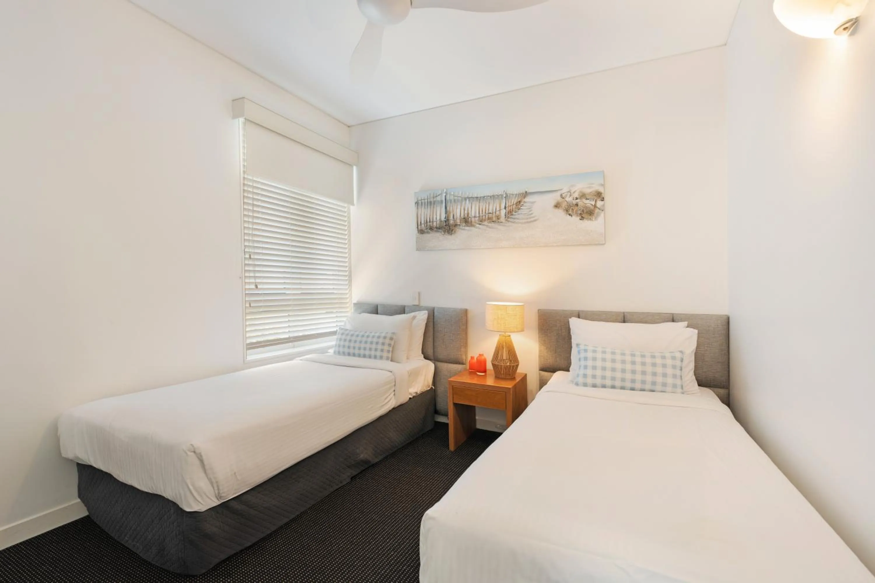 Bedroom, Bed in Laguna on Hastings