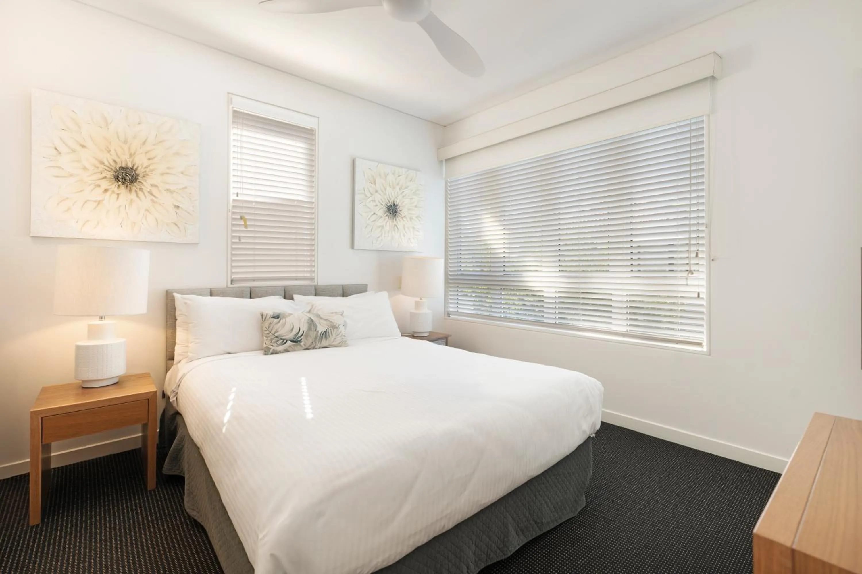 Bedroom, Bed in Laguna on Hastings