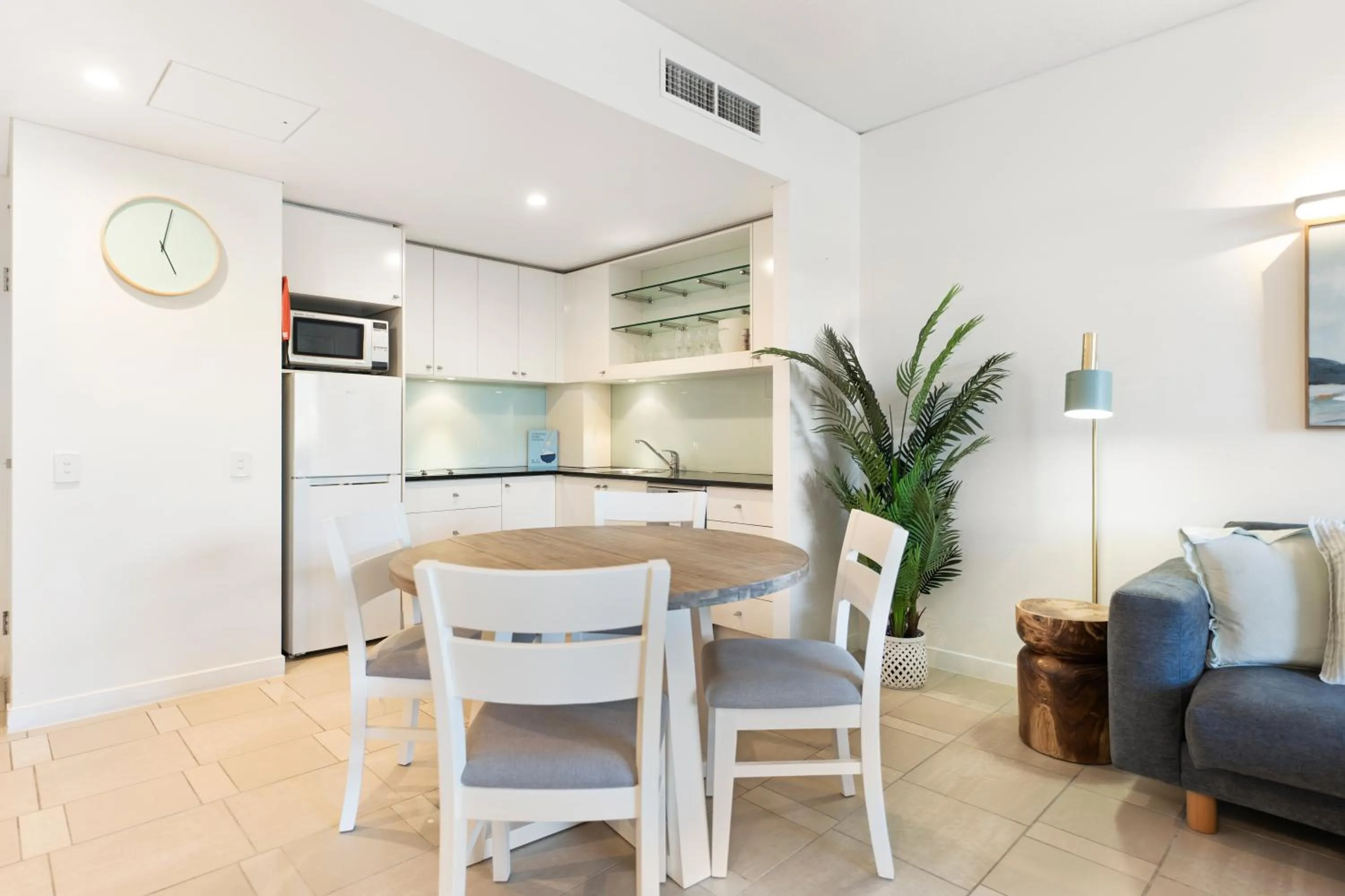 Living room in Laguna on Hastings