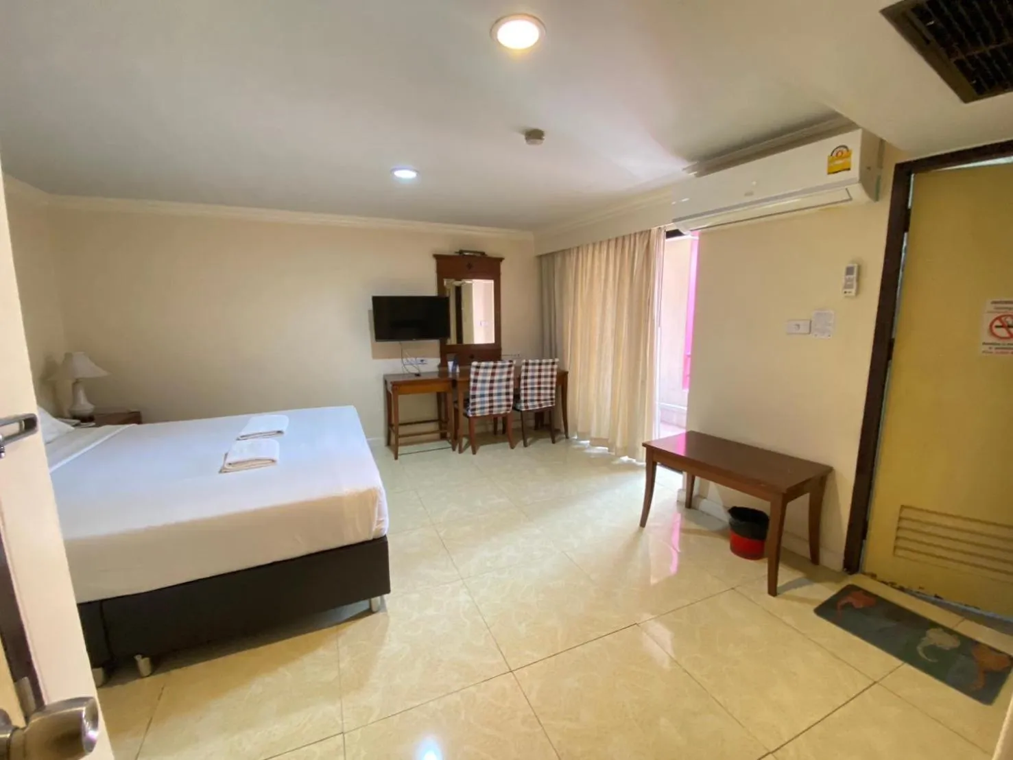 Bed in Jumbotel Hotel