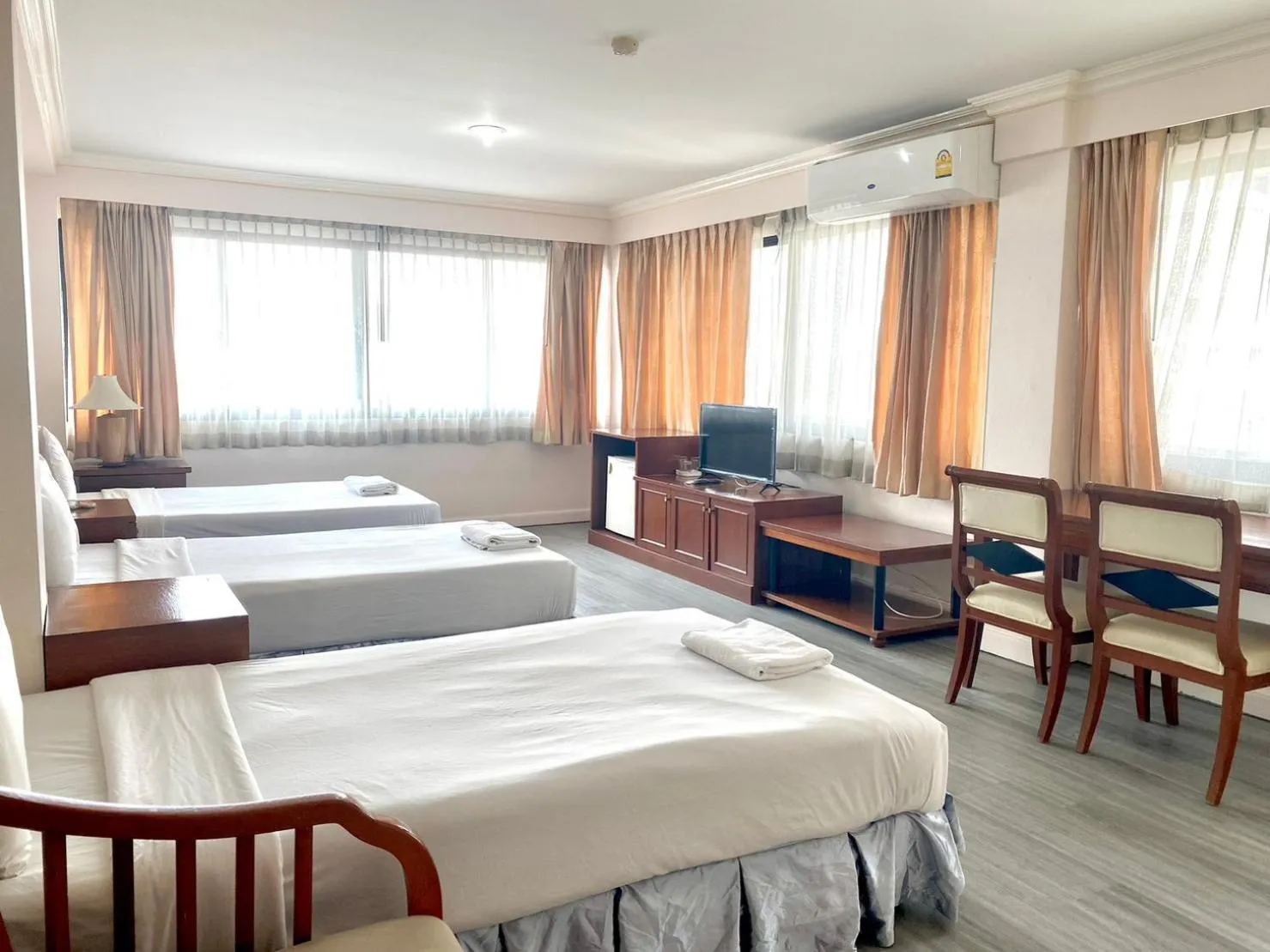 Bed in Jumbotel Hotel