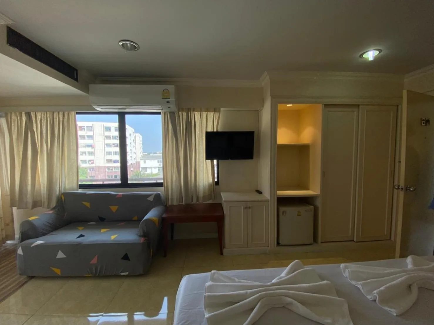 Bed in Jumbotel Hotel