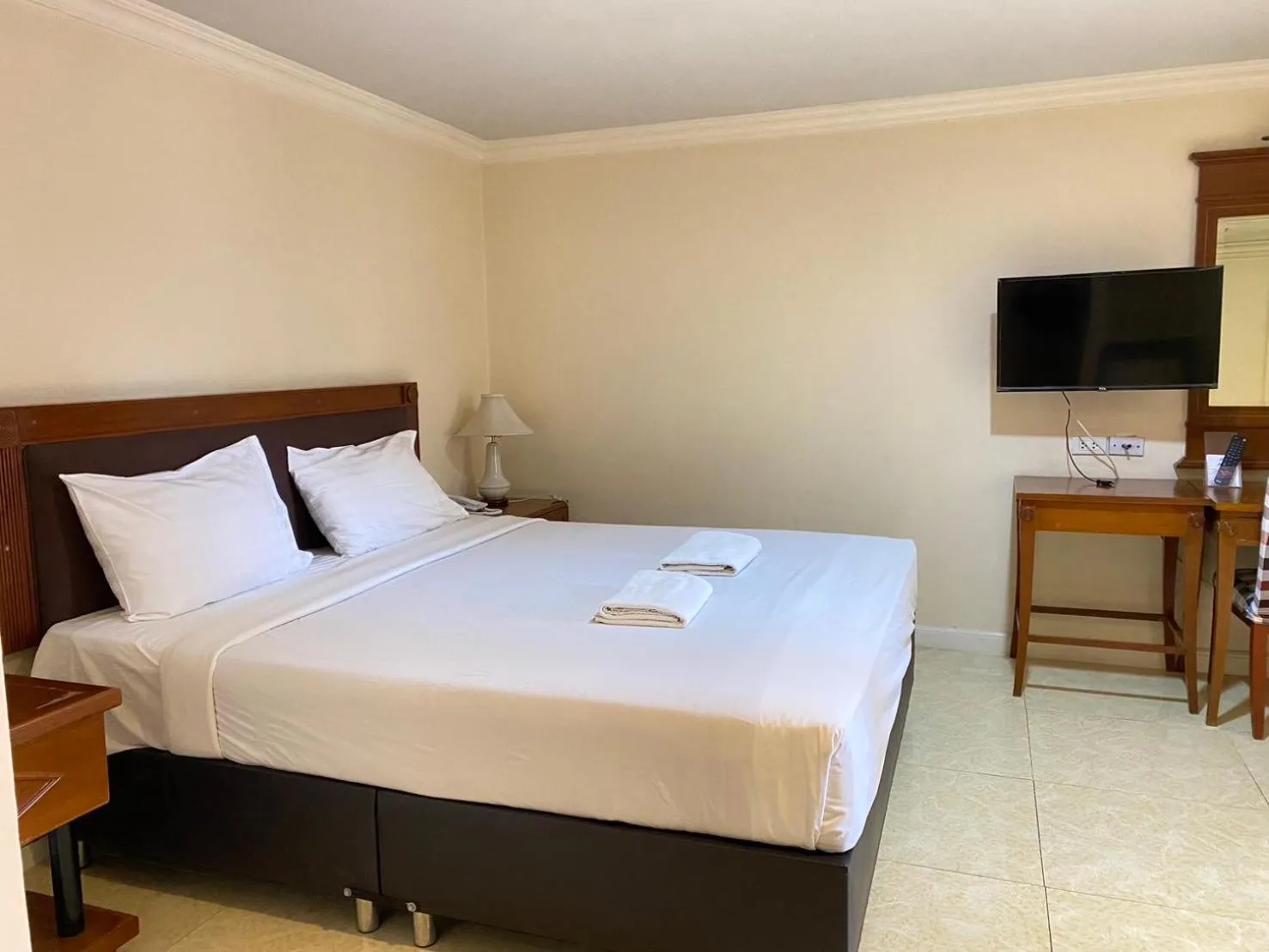 Bed in Jumbotel Hotel