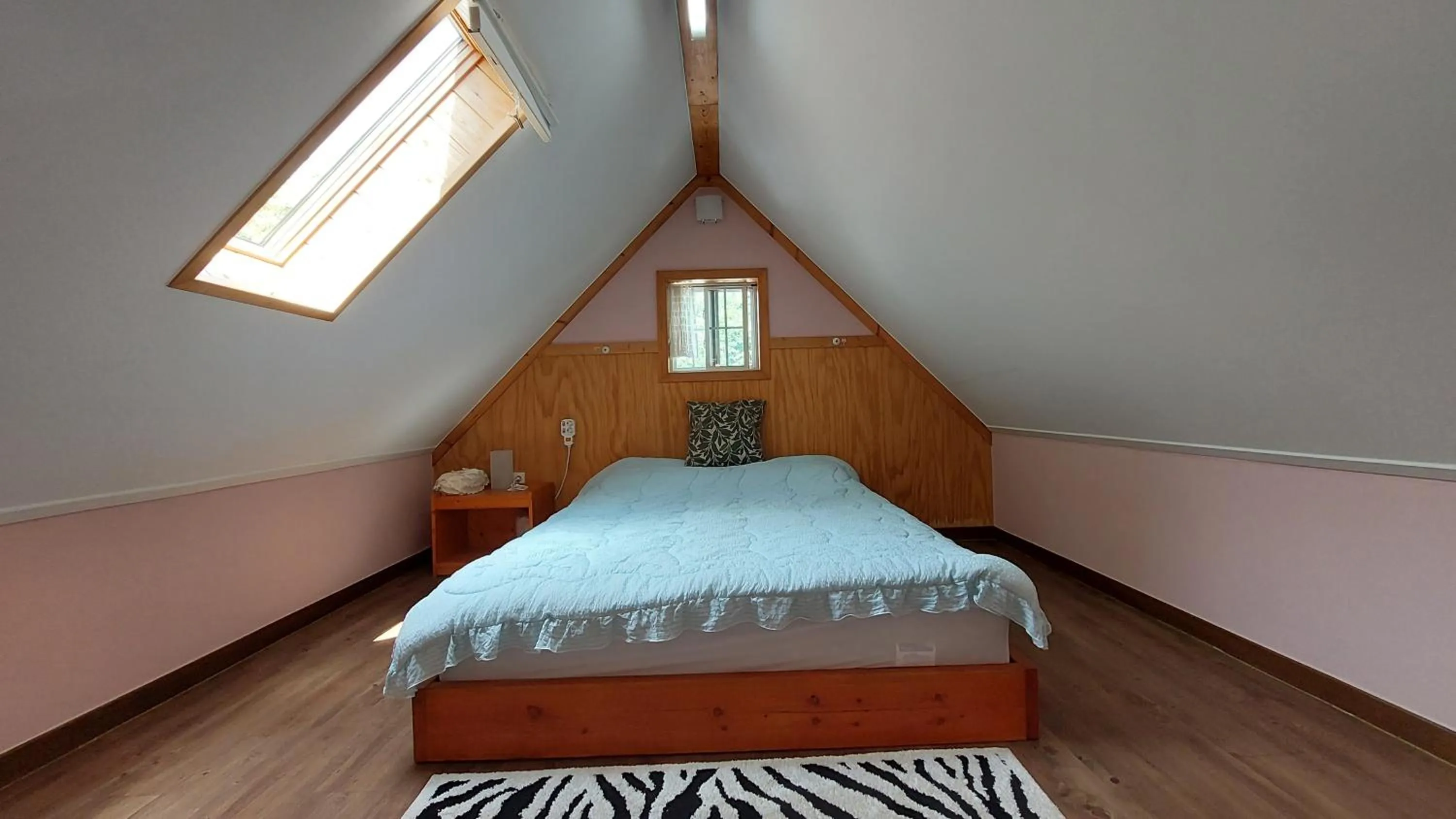 Bed in Soop and Soop Pension