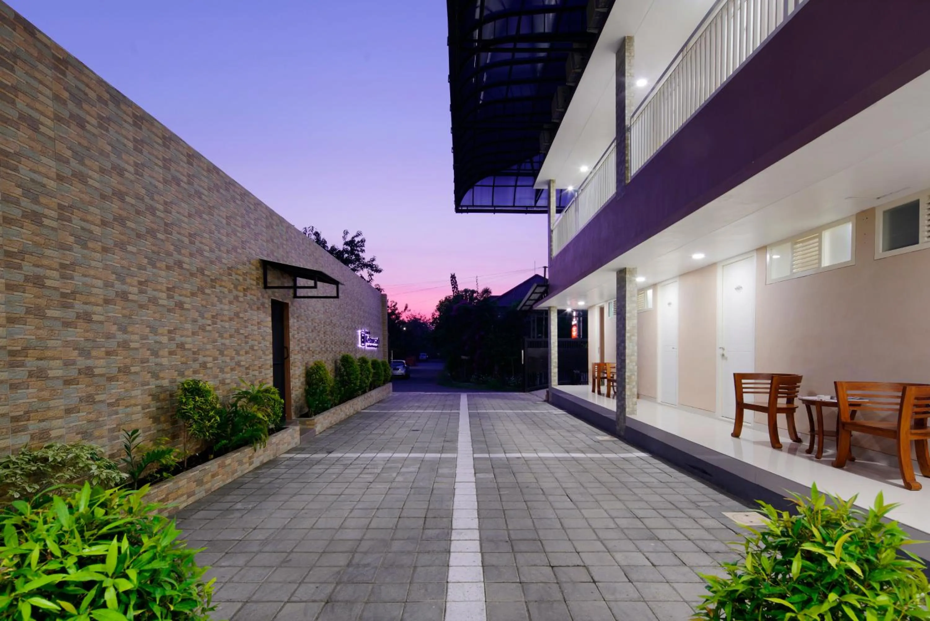 Property building in Grand Kebonsari Guesthouse