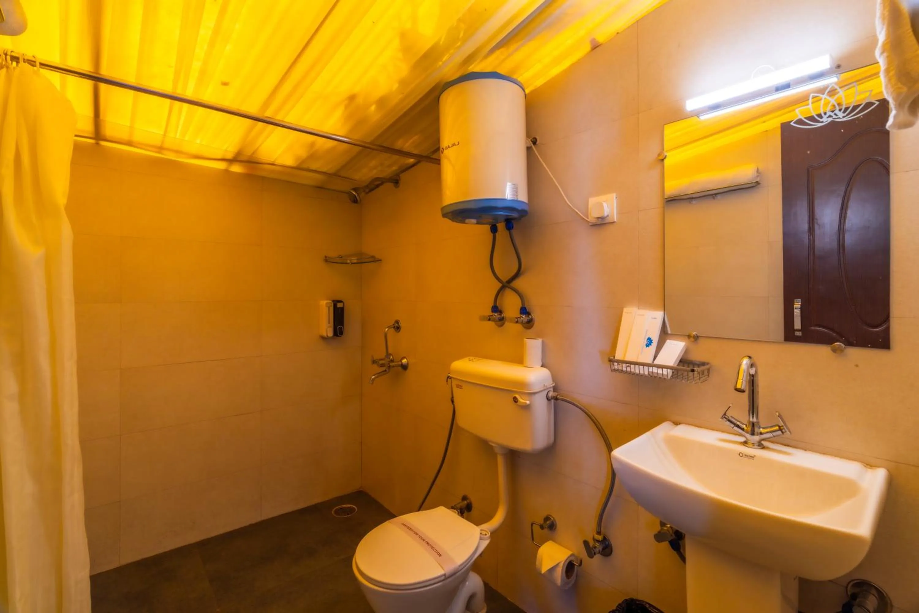 Bathroom in Samskara & Samsara