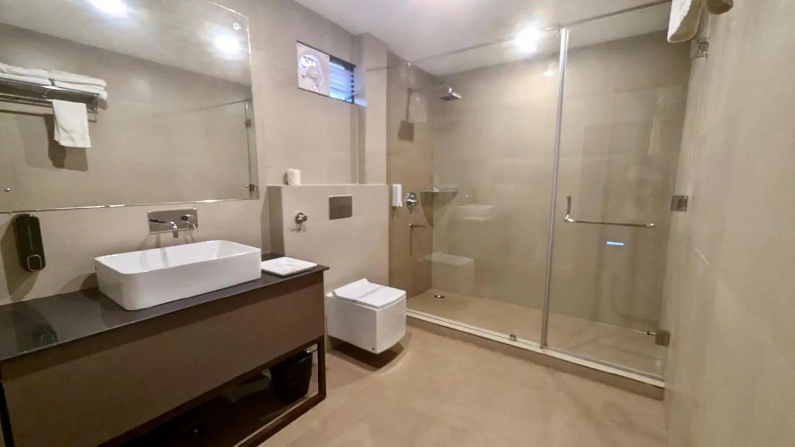 Bathroom in Samskara & Samsara