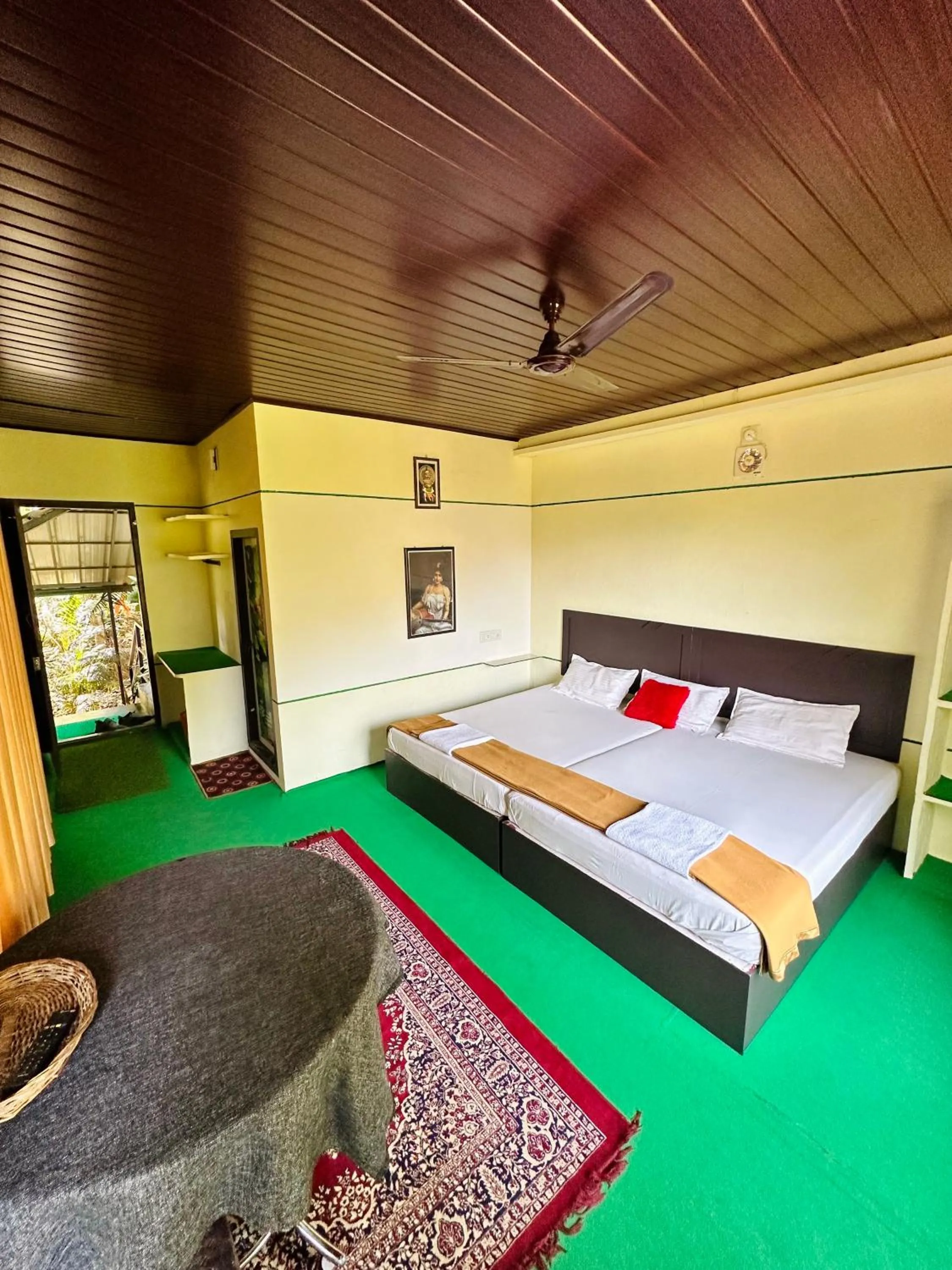 Budget Double Room in Thoppil Homestay Munnar