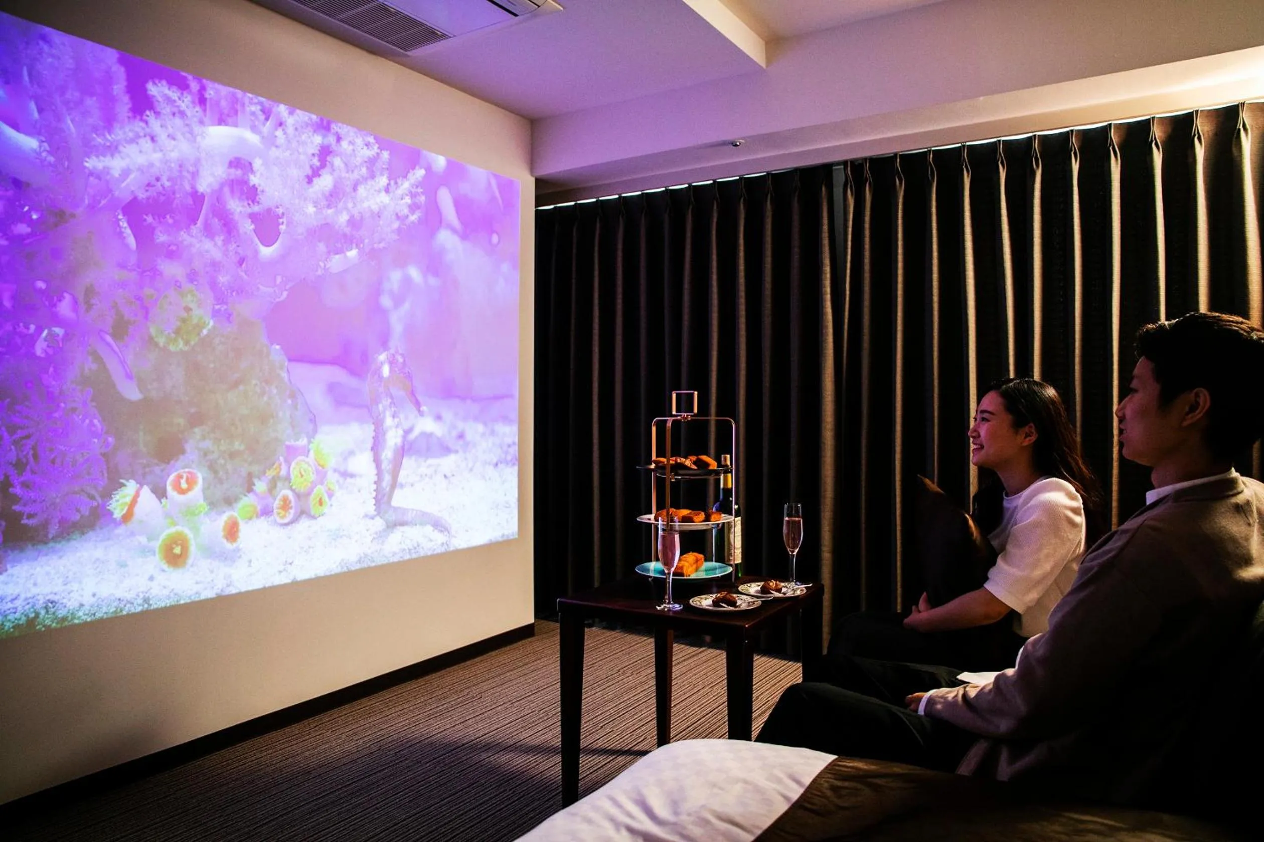 People in Niigata Grand Hotel