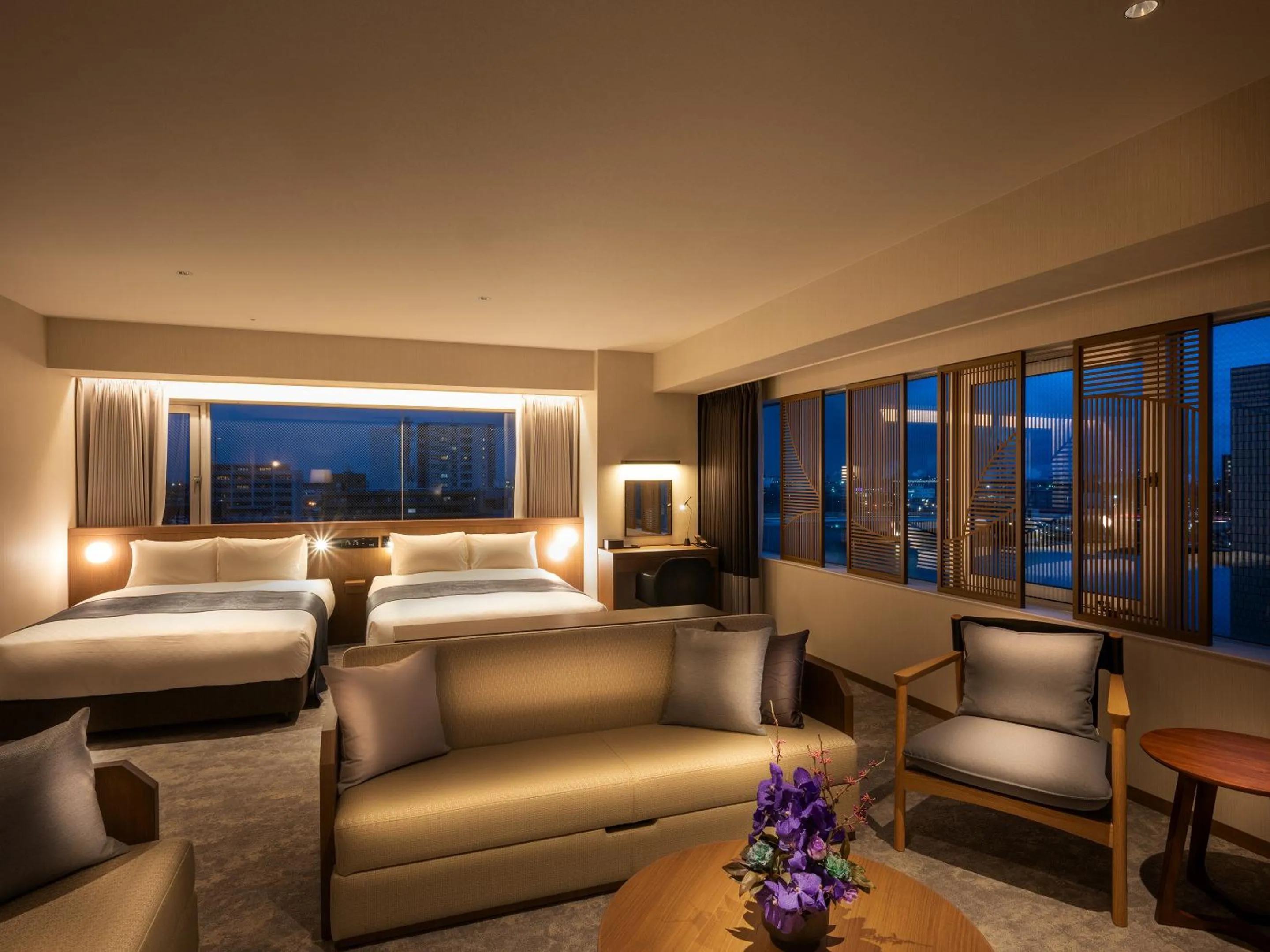 Living room, Bed in Niigata Grand Hotel