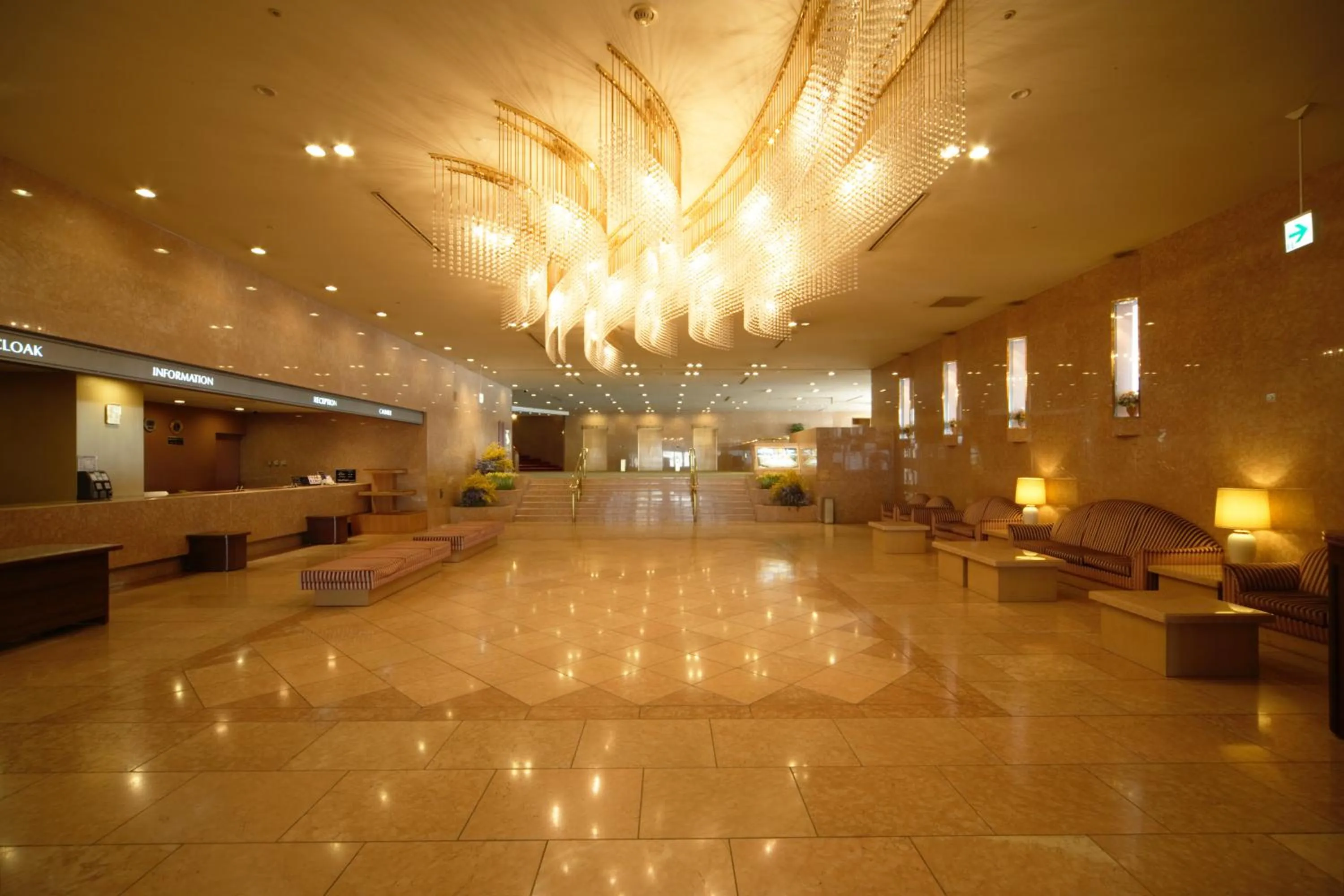 Lobby or reception in Niigata Grand Hotel