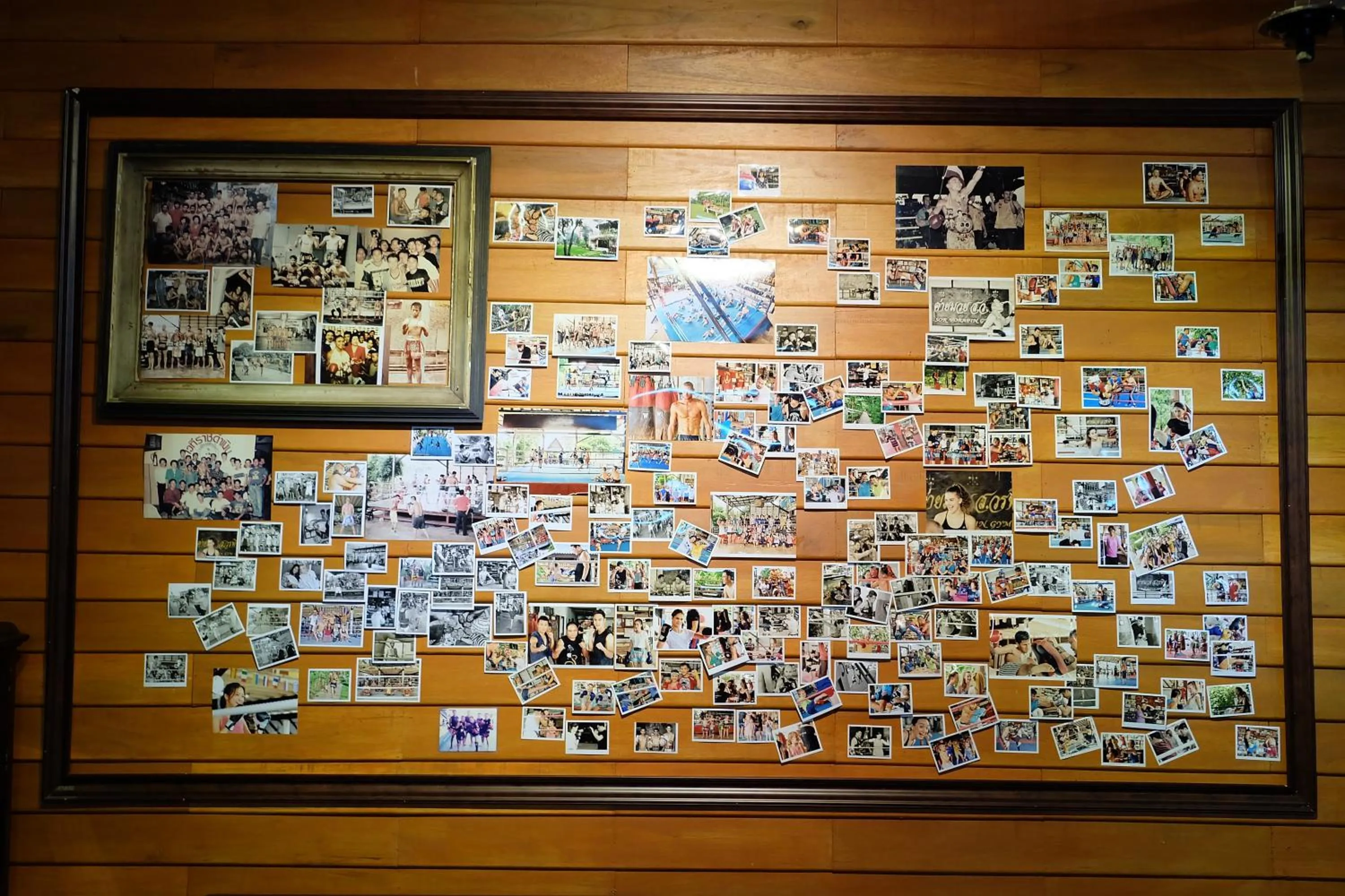 group of guests in Sor Vorapin Muay Thai Home