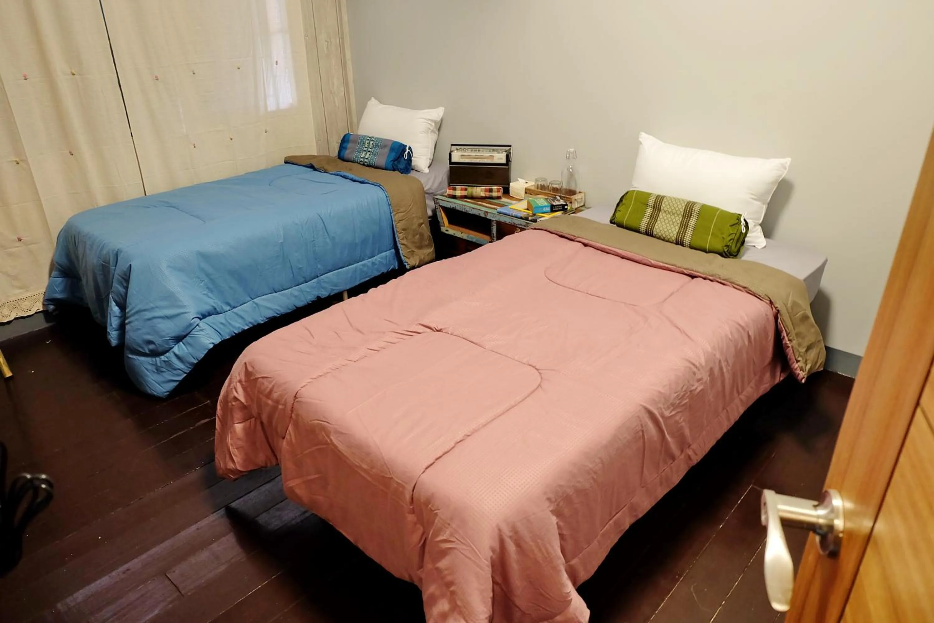 Bed in Sor Vorapin Muay Thai Home