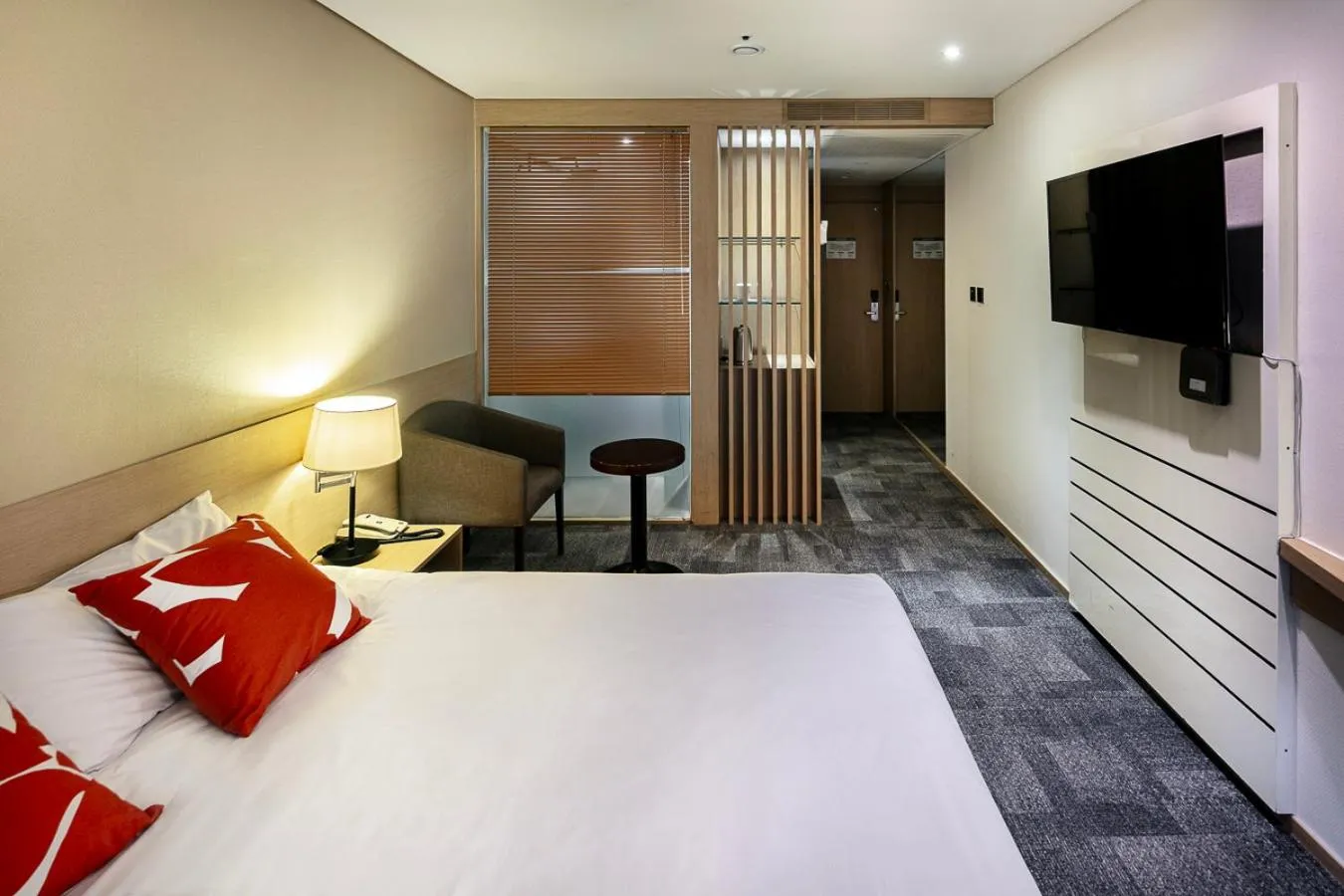 Bedroom, Bed in The Best Jeju Seongsan