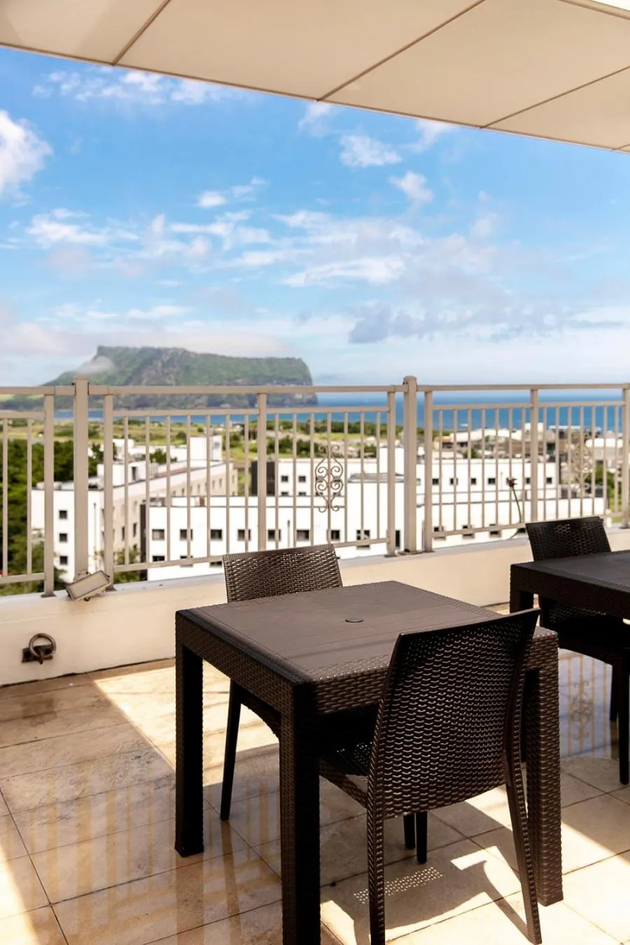 Swimming pool in The Best Jeju Seongsan