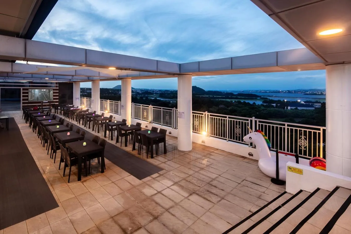 Swimming pool in The Best Jeju Seongsan