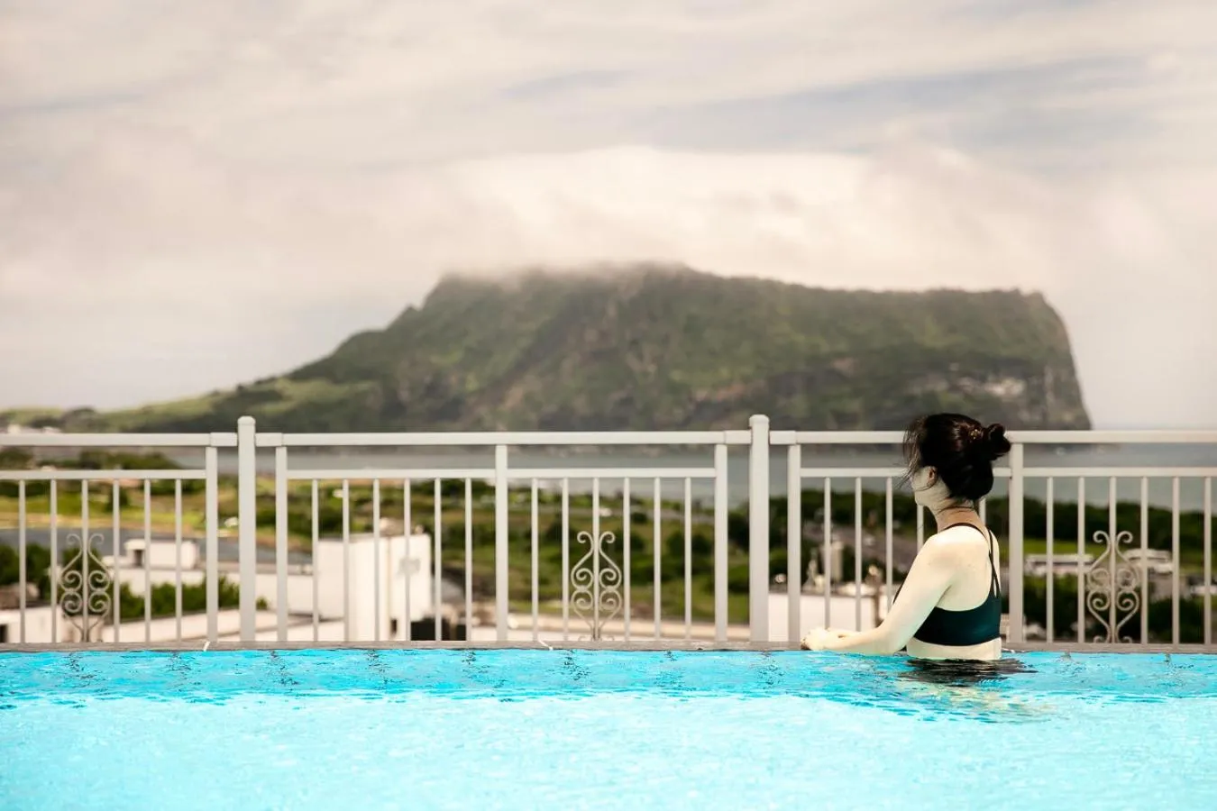 Swimming pool in The Best Jeju Seongsan