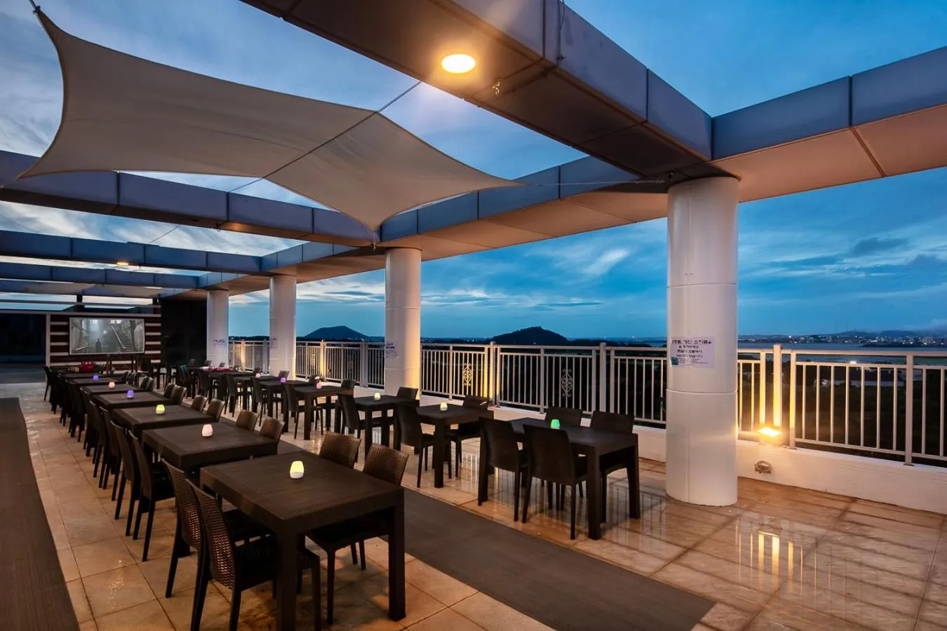 Swimming pool in The Best Jeju Seongsan