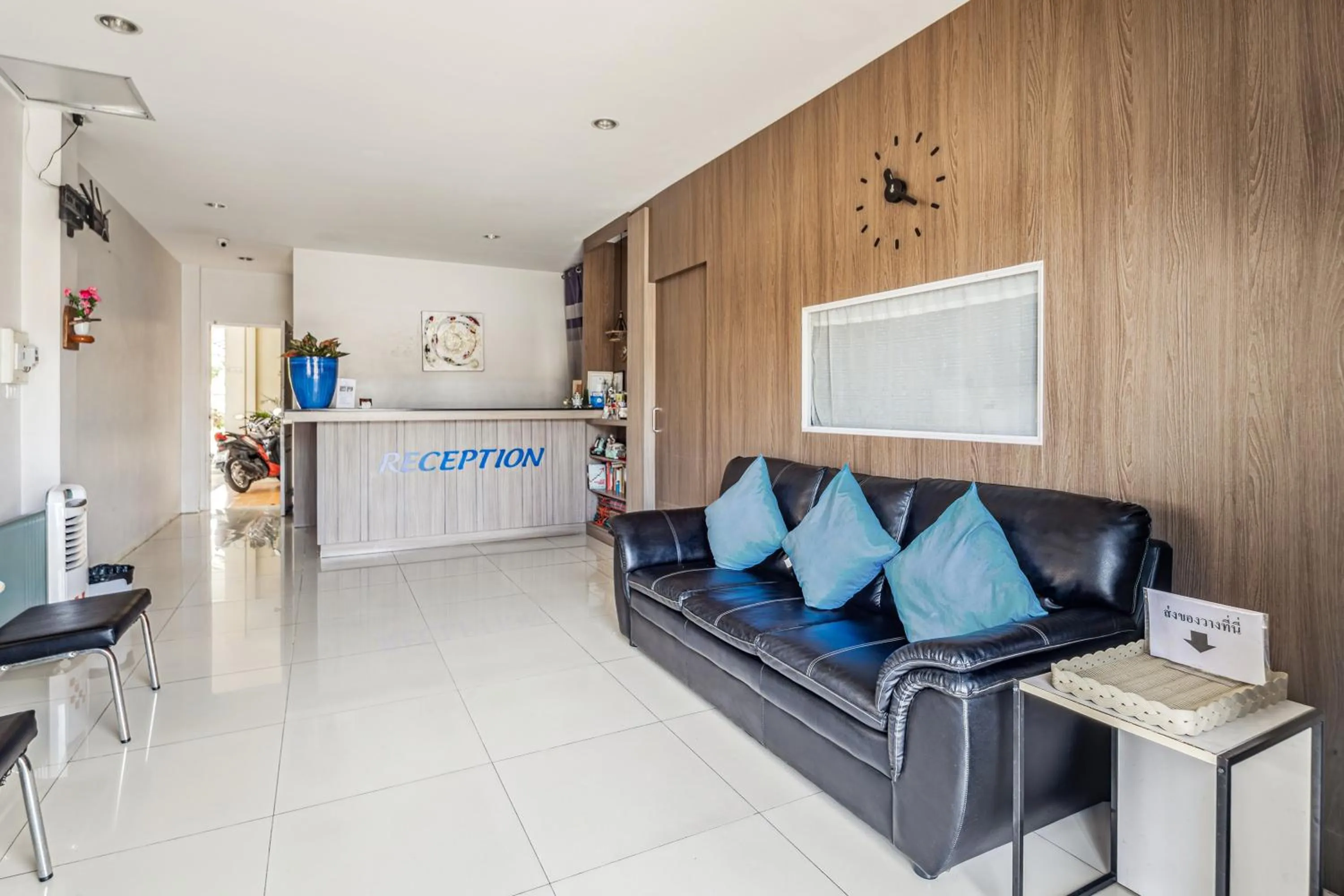 Lobby or reception in Winrisa Place