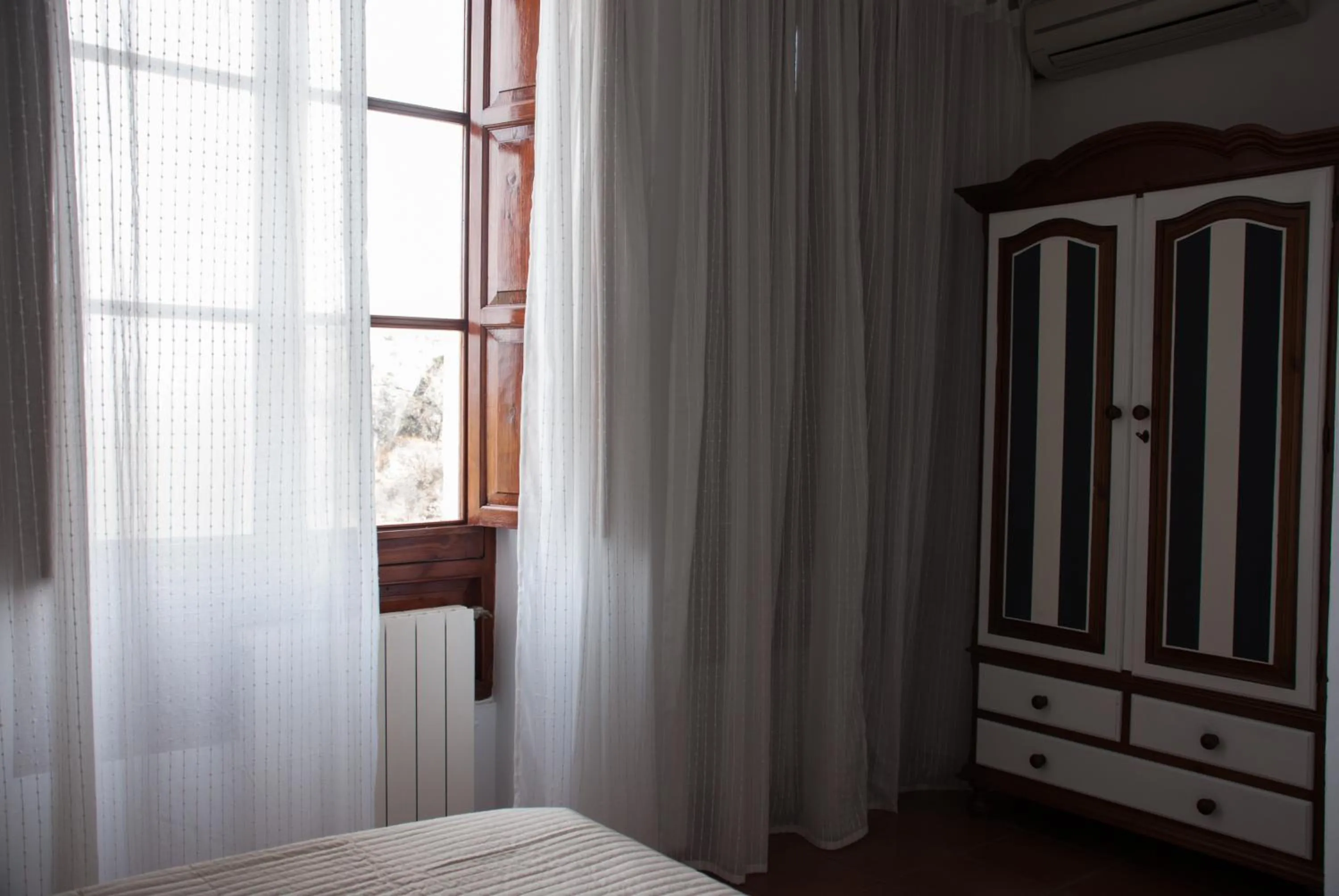 Photo of the whole room, TV/Entertainment Center in Hotel - Restaurante Estación Vía Verde