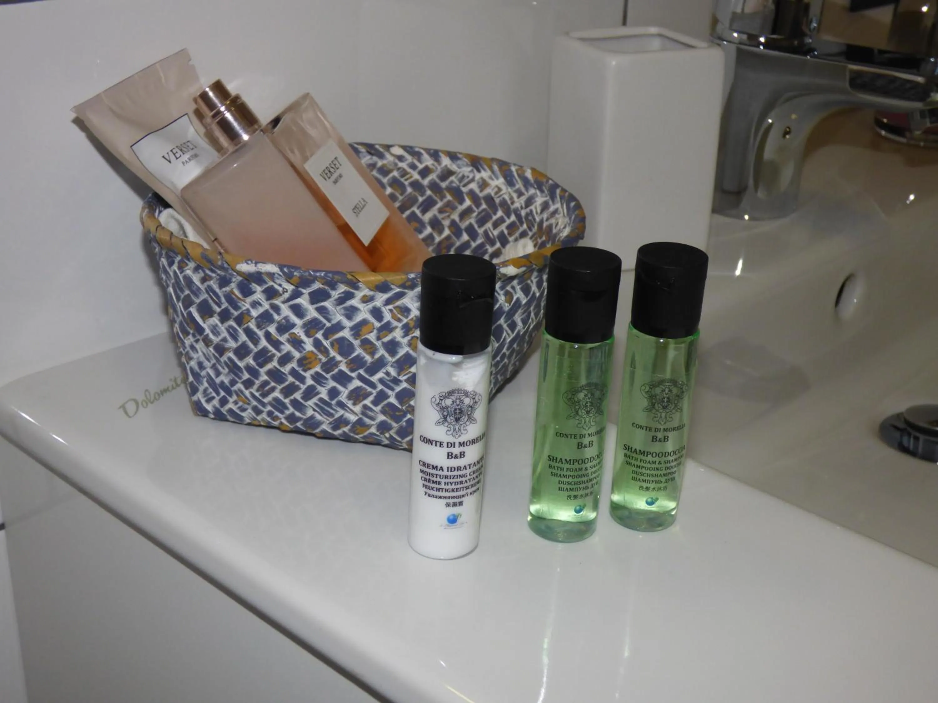 Toilet in Conte di Morelia