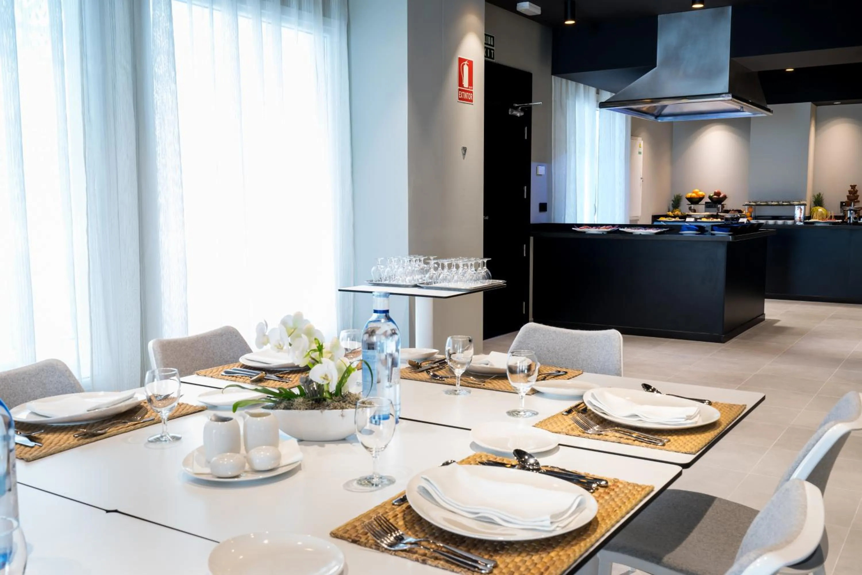 Dining area in Costa del Sol Torremolinos Hotel