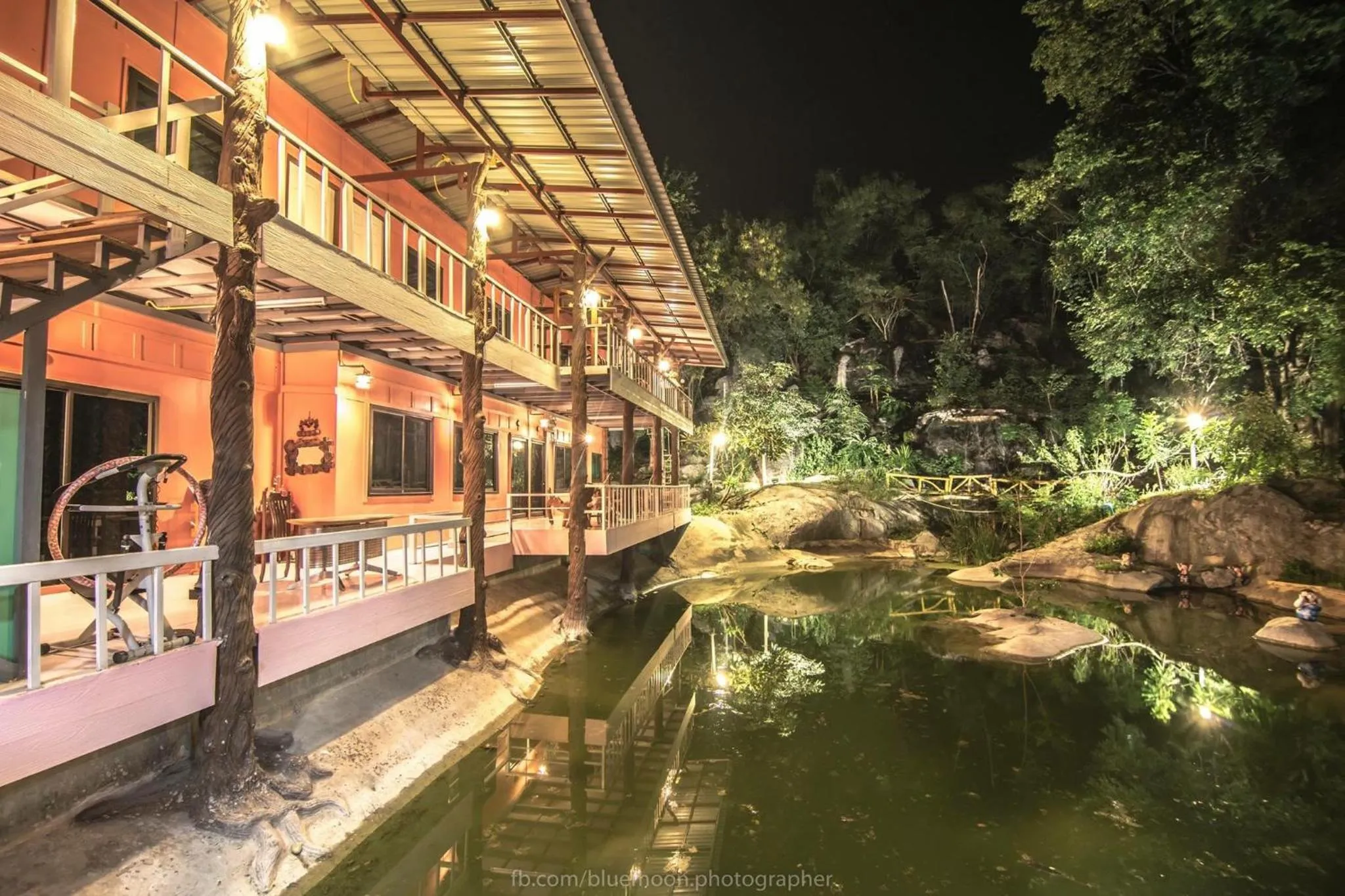 Area and facilities in Yen at phayayen