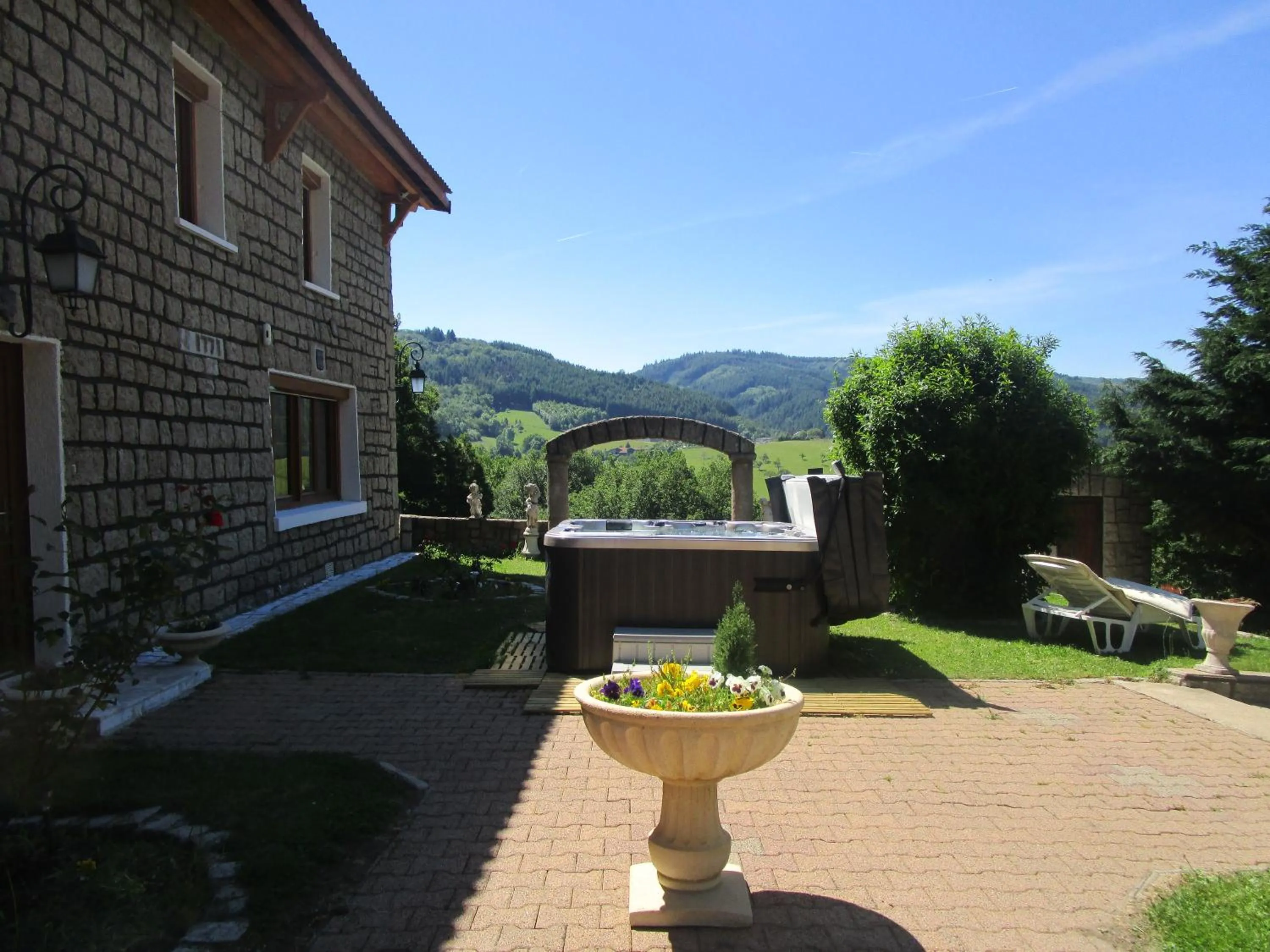 Hot Tub in Fouettara