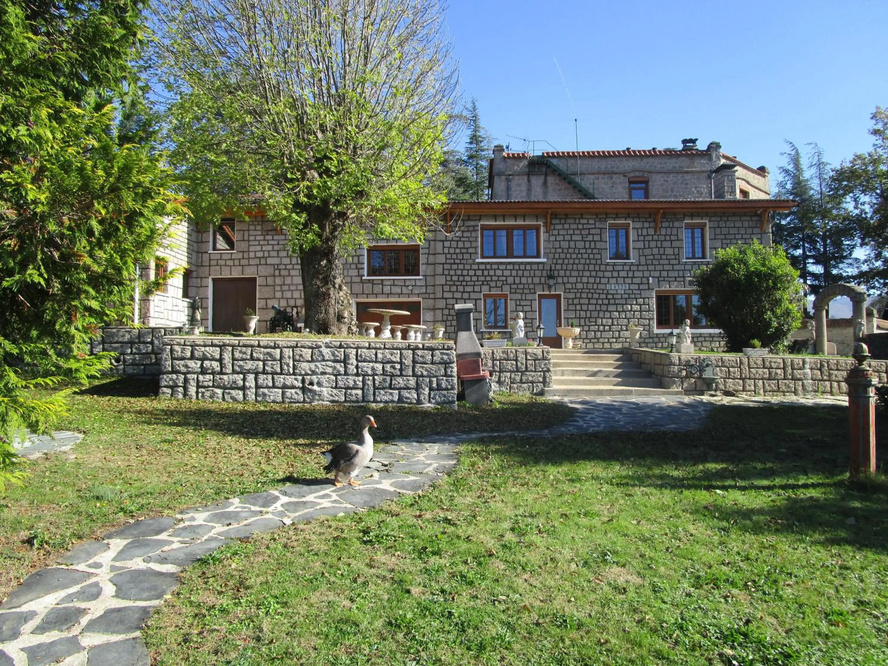 Facade/entrance in Fouettara