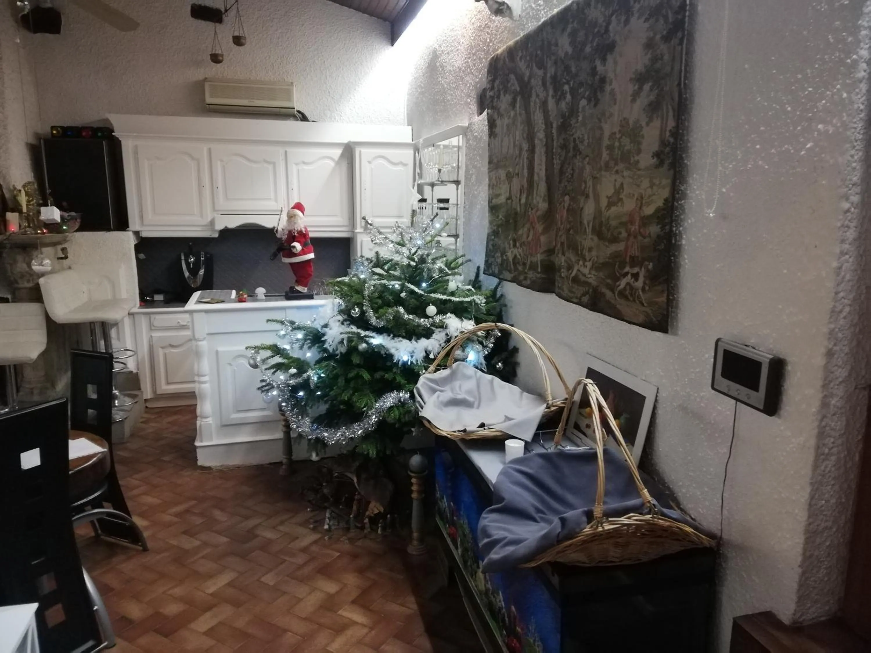 Communal kitchen in Fouettara