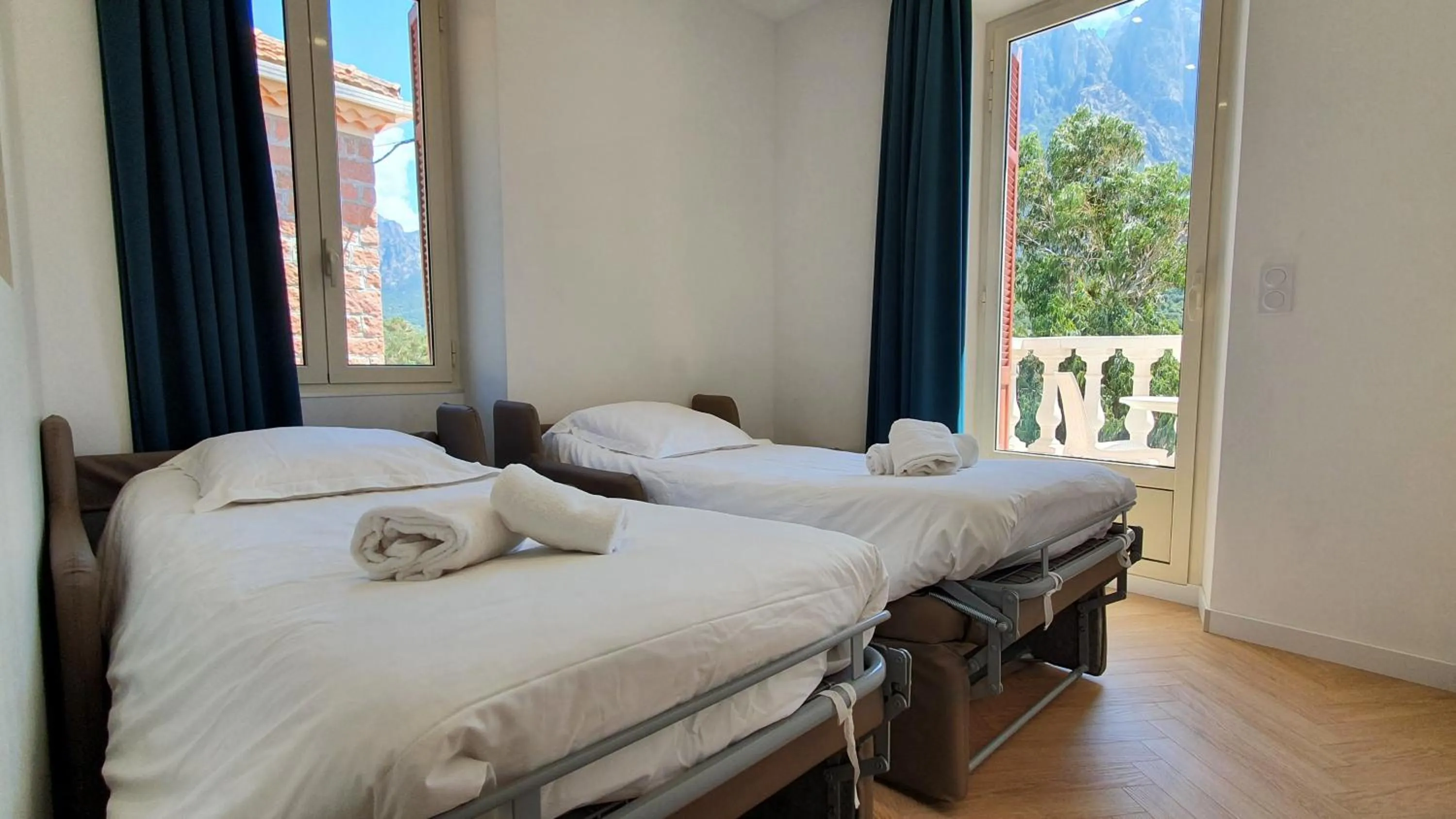 Bed in Hôtel Bella Vista