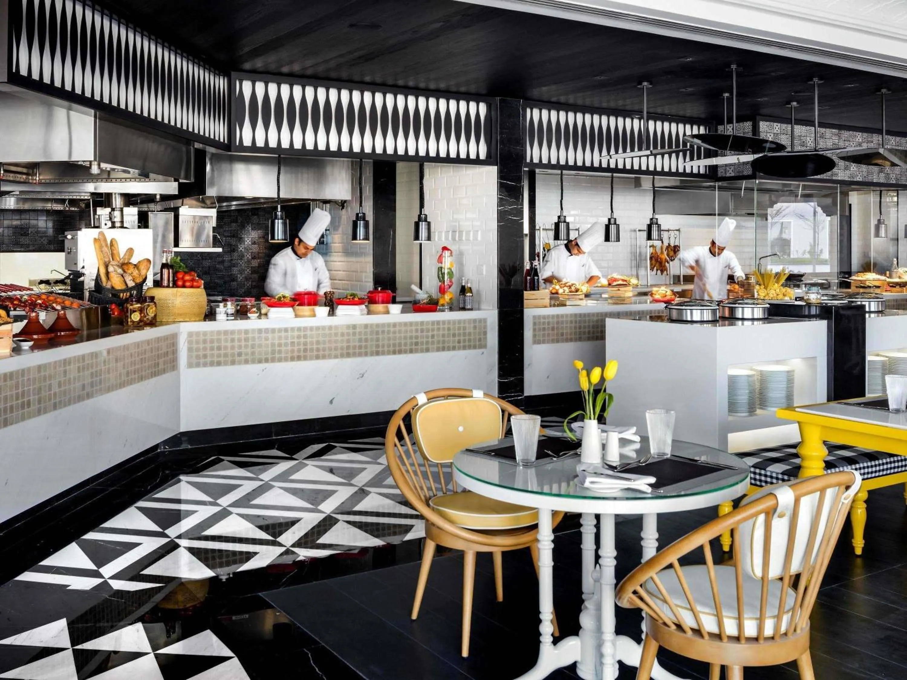 Restaurant/places to eat in Fairmont Fujairah Beach Resort