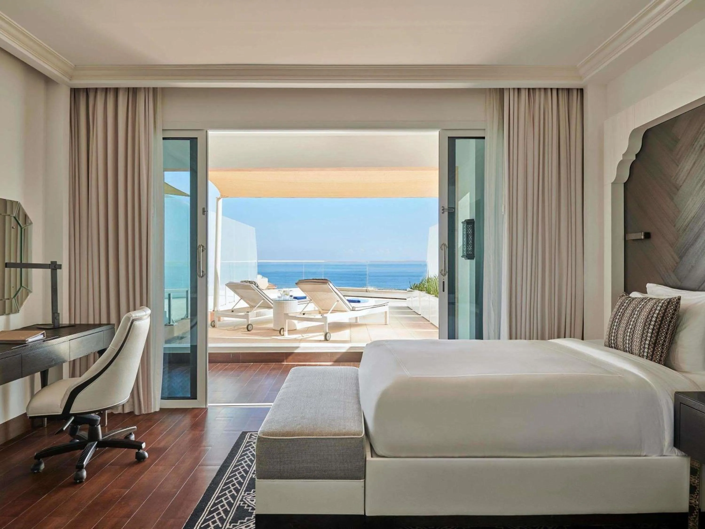 Property building, Bed in Fairmont Fujairah Beach Resort