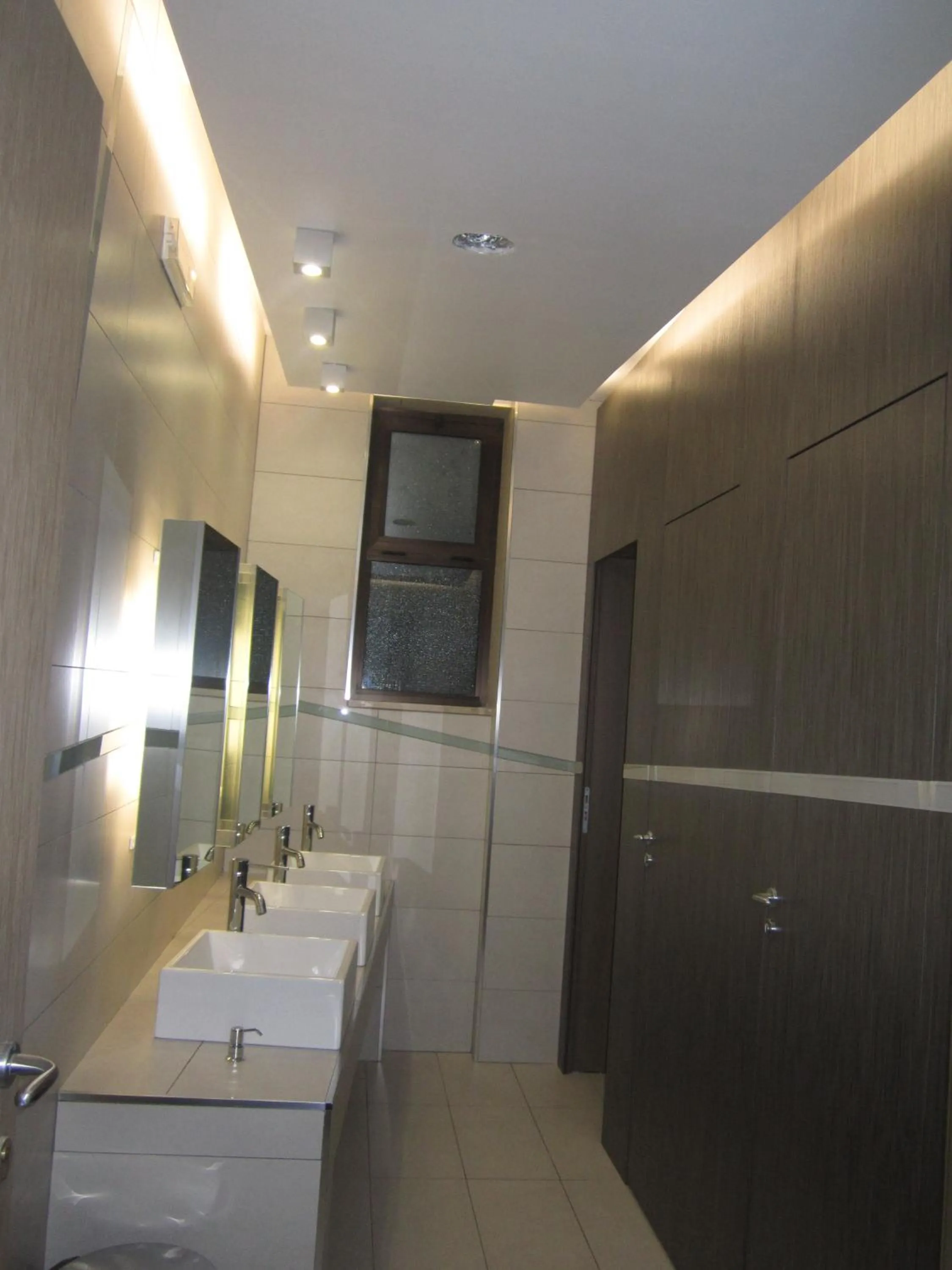 Bathroom in Hotel Likos