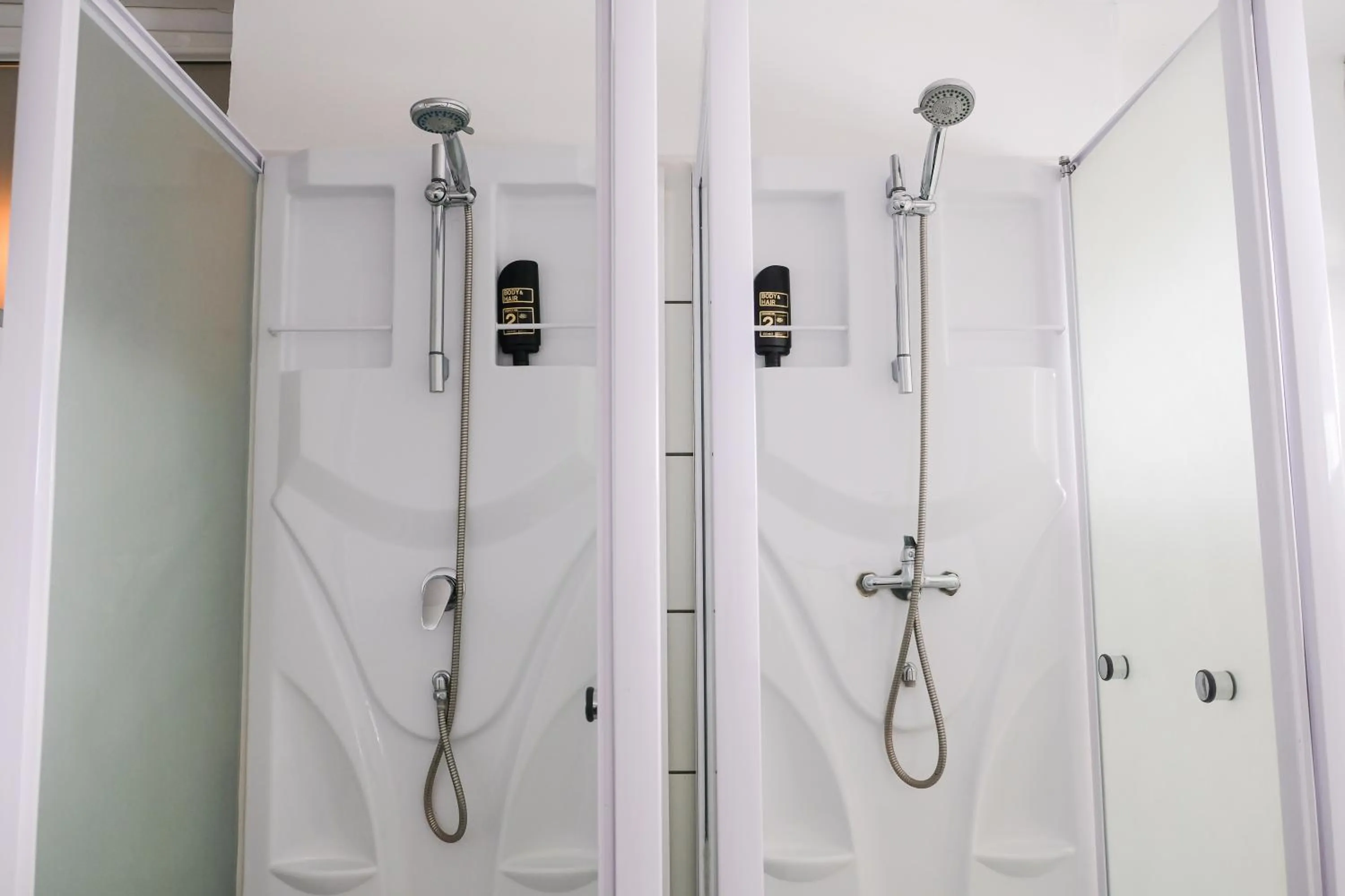 Shower in Hammerbrook Hostel