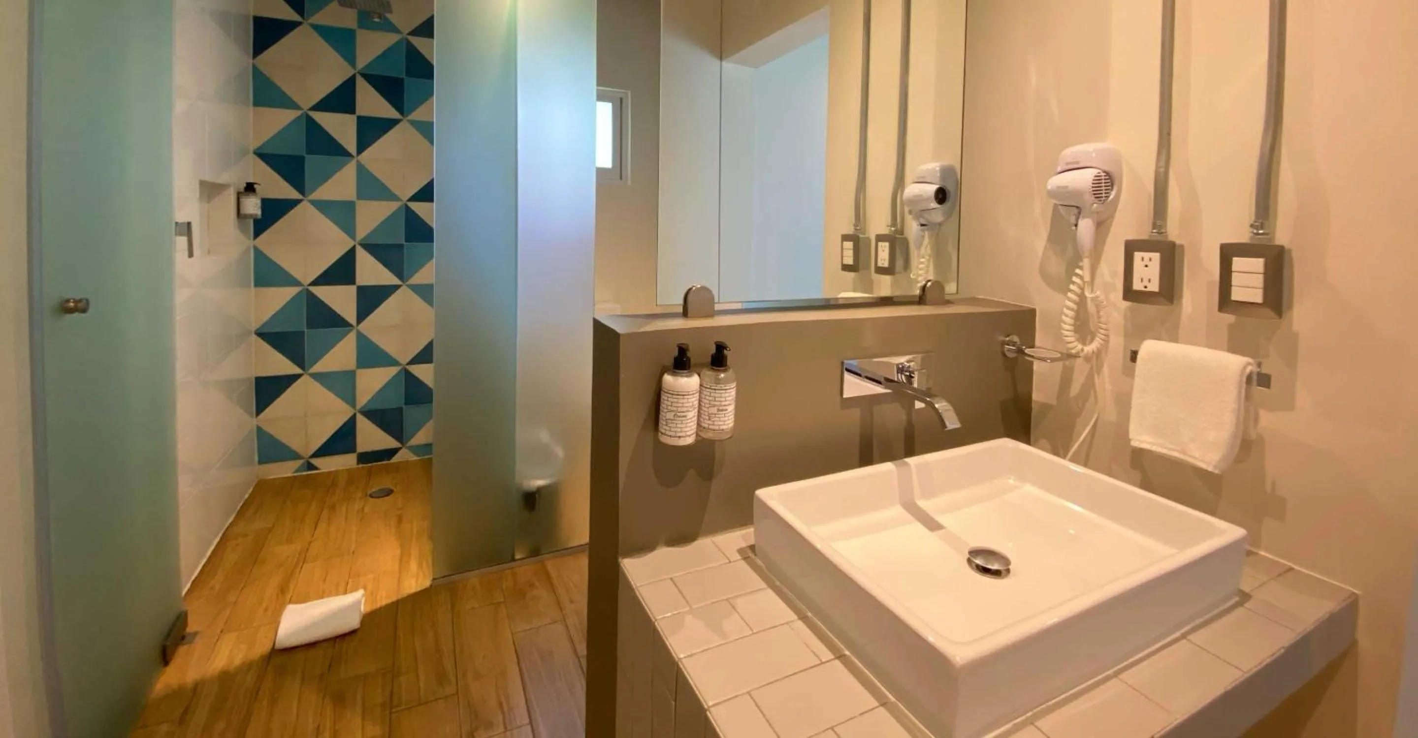 Shower in The Host Business Suites at WTC