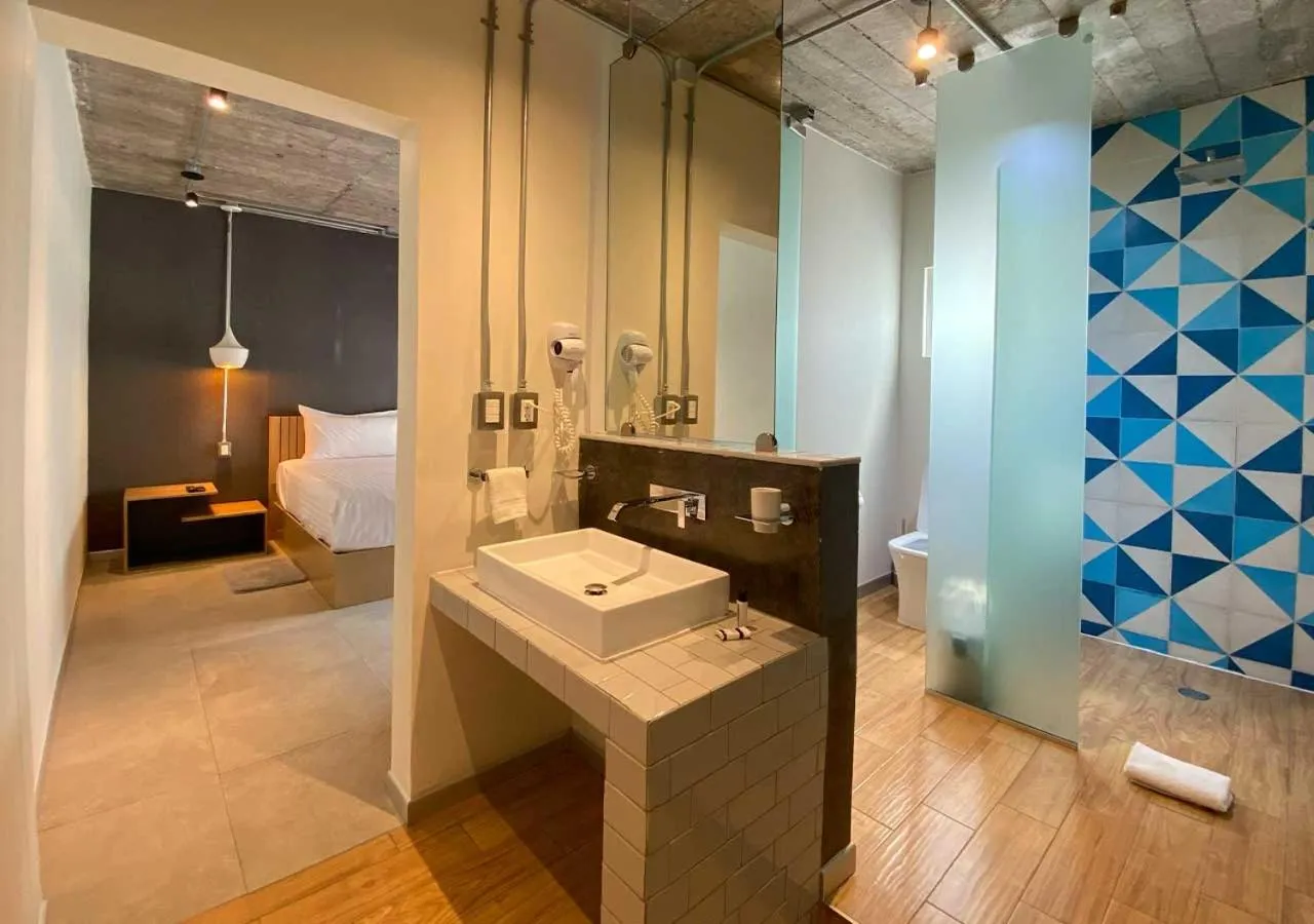 Shower in The Host Business Suites at WTC