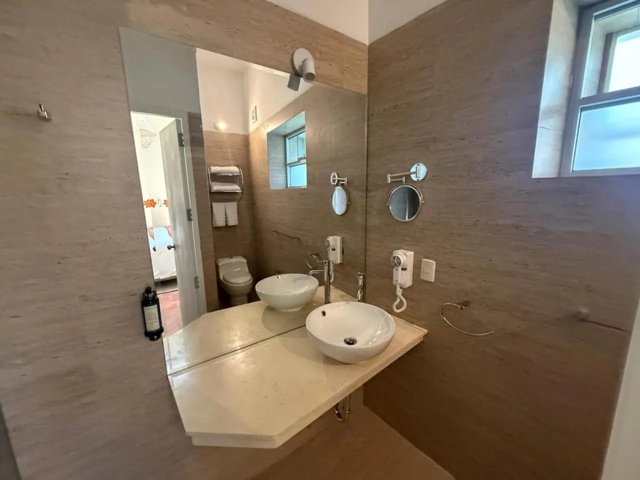 Shower in 7 Toritos Hotel Boutique by Hacienda