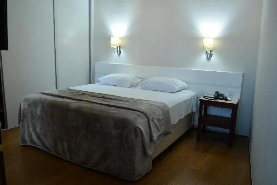 Bed in La Residence Flat Hotel